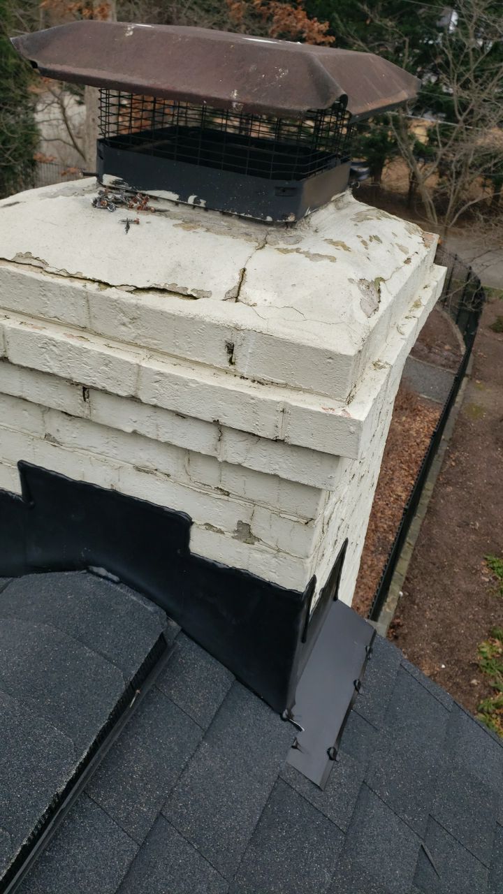 McLean: Certainteed Landmark Pro Designer Shingles in Max Def Charcoal Black by RM Banning, Inc.