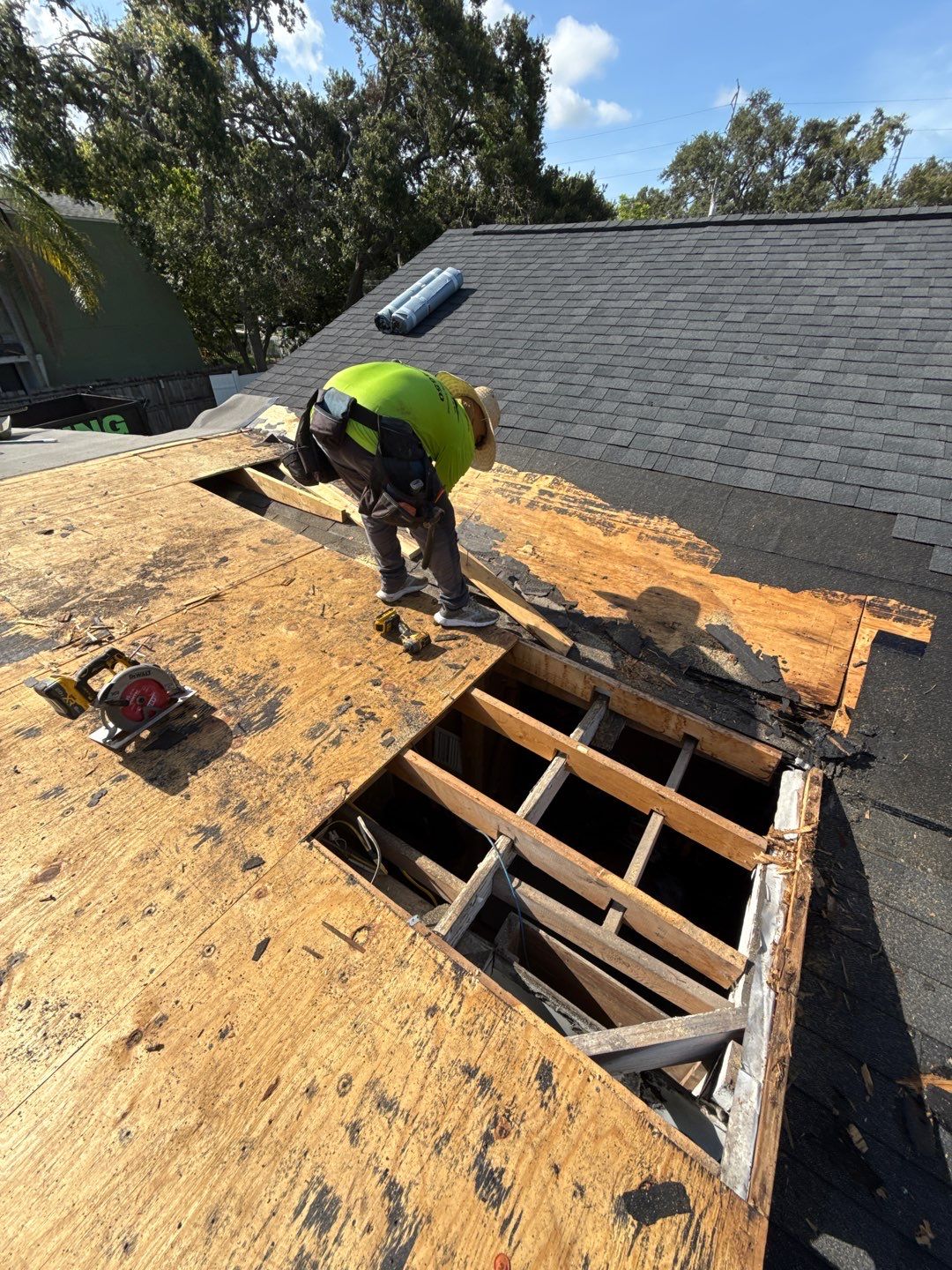 Project in Seminole 33772 by Mitchell Roofing Company LLC 