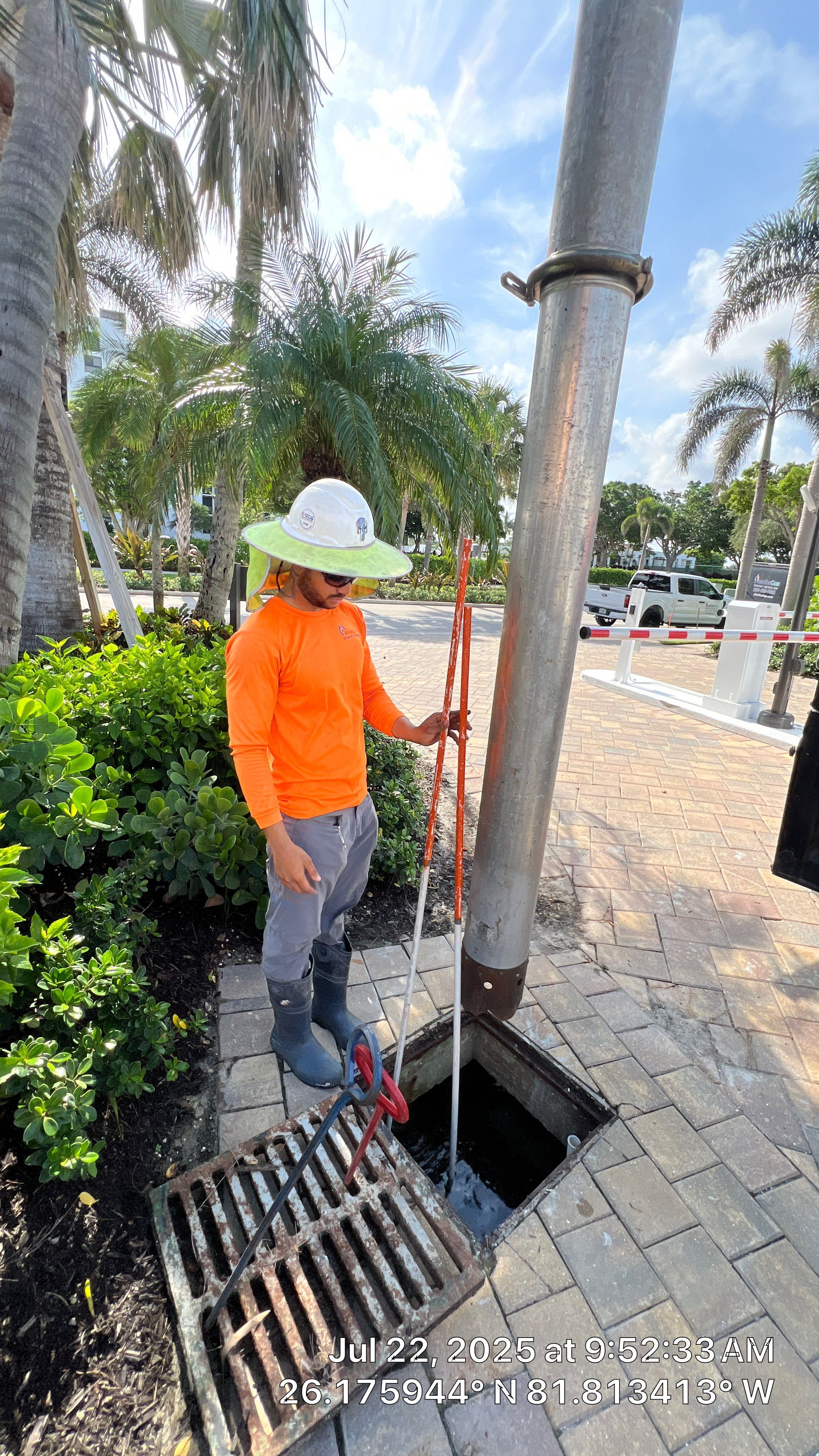 Naples Condo Complex Stormwater System Maintenance and Hurricane Cleanup by APS Power & Water