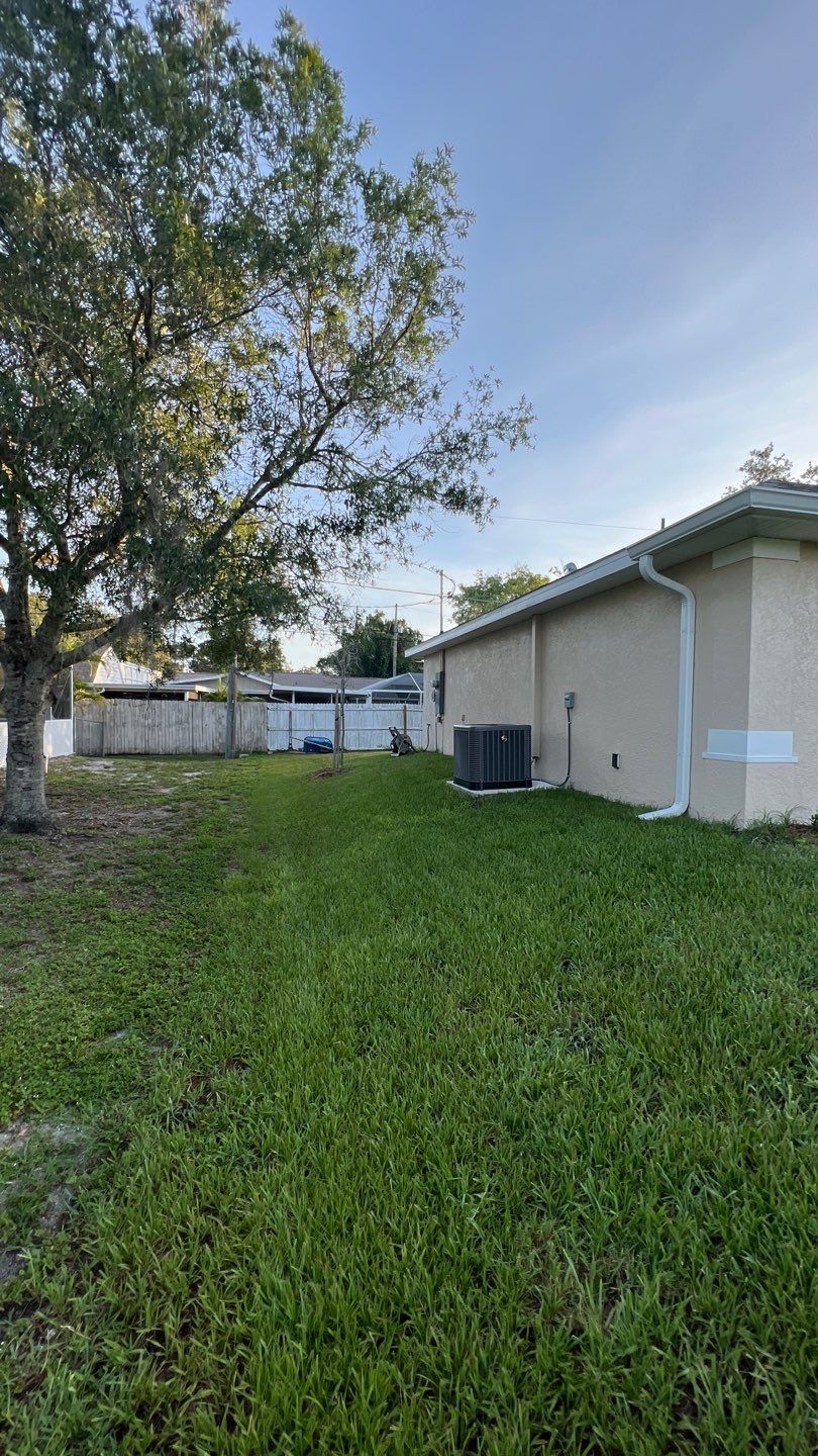 Venice, FL 6ft. Tall White Vinyl Privacy Fence by Asap fence and gates, LLC
