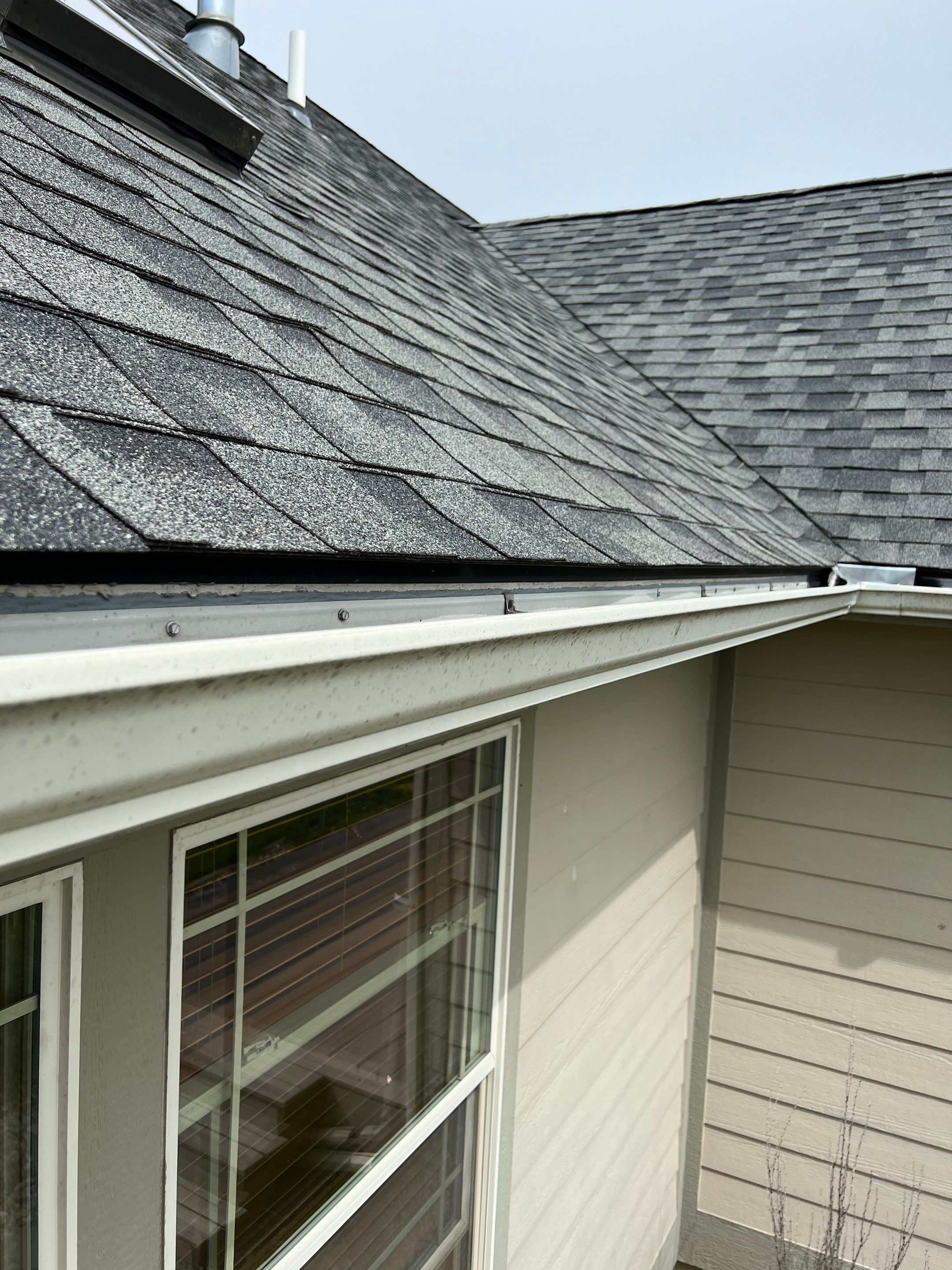GAF Timberline HDZ - Charcoal by Montana Roofing Solutions