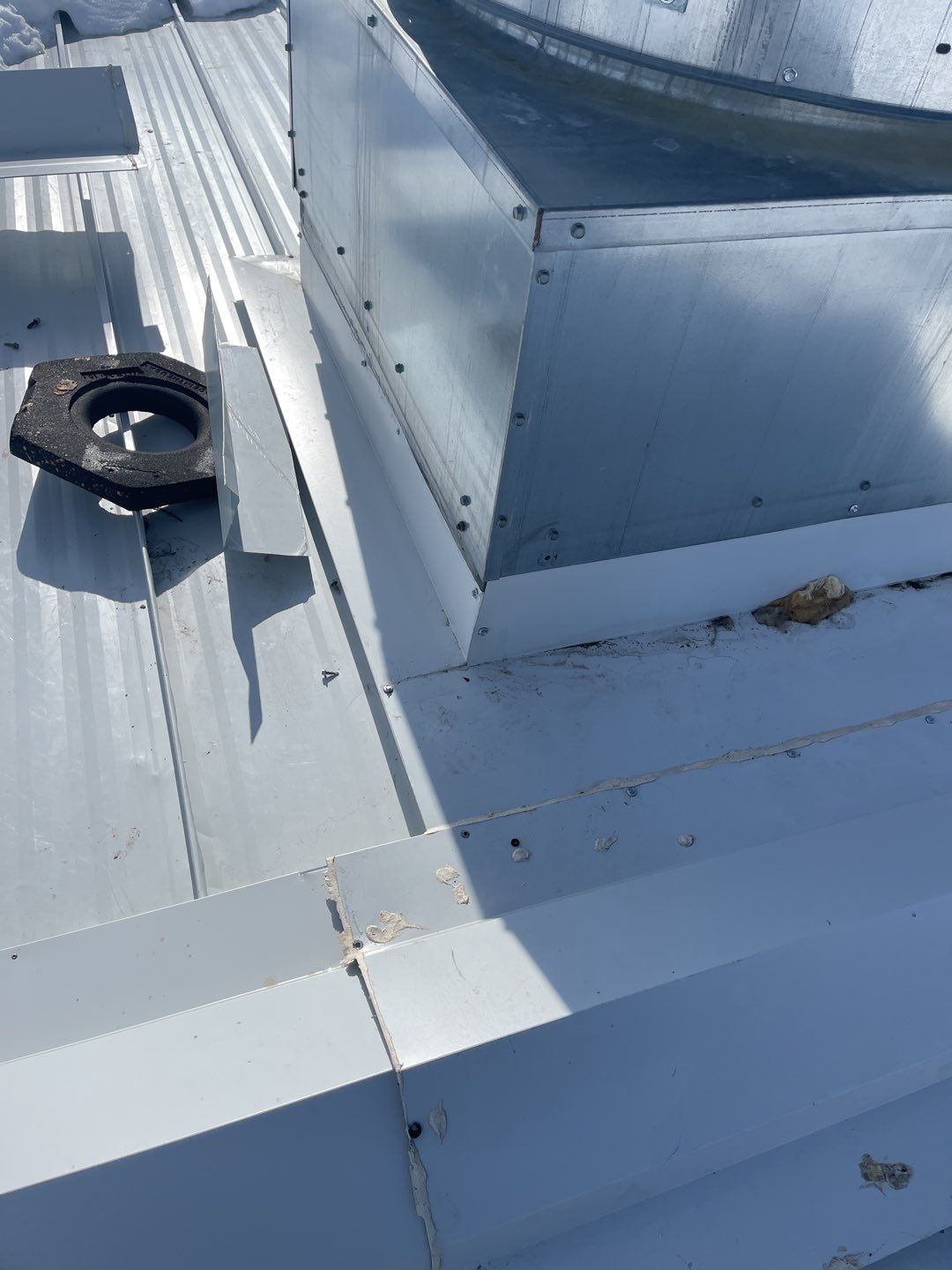 Commercial Roofing Installation using 24 Guage Double Lock Standing Seam by CentiMark Roofing