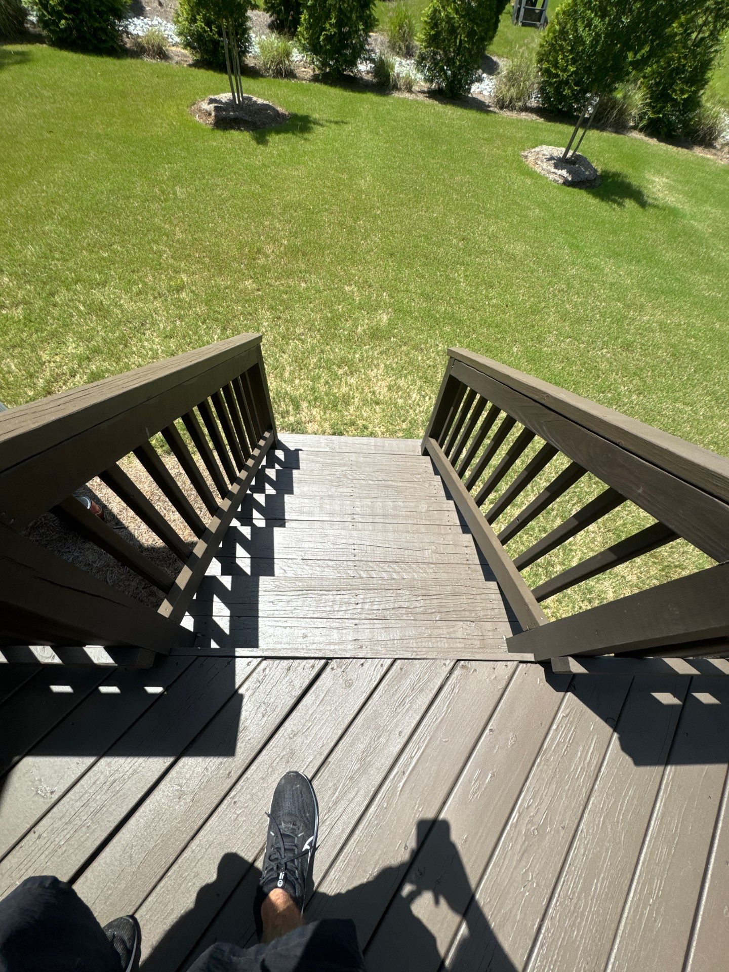 Weathered Deck using AcryFin by DuraSeal