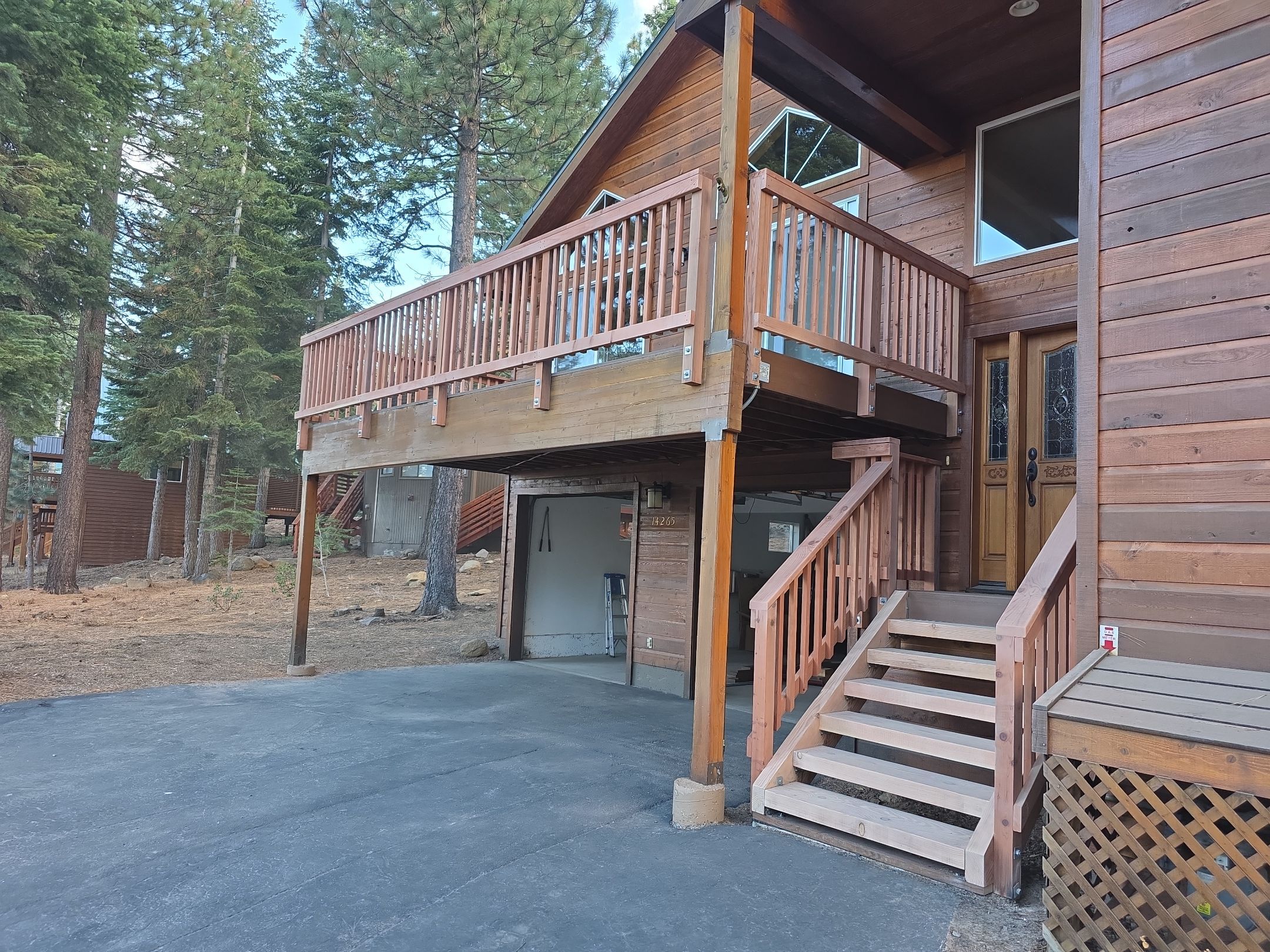 Decks/Patio by The Tahoe Tradesman