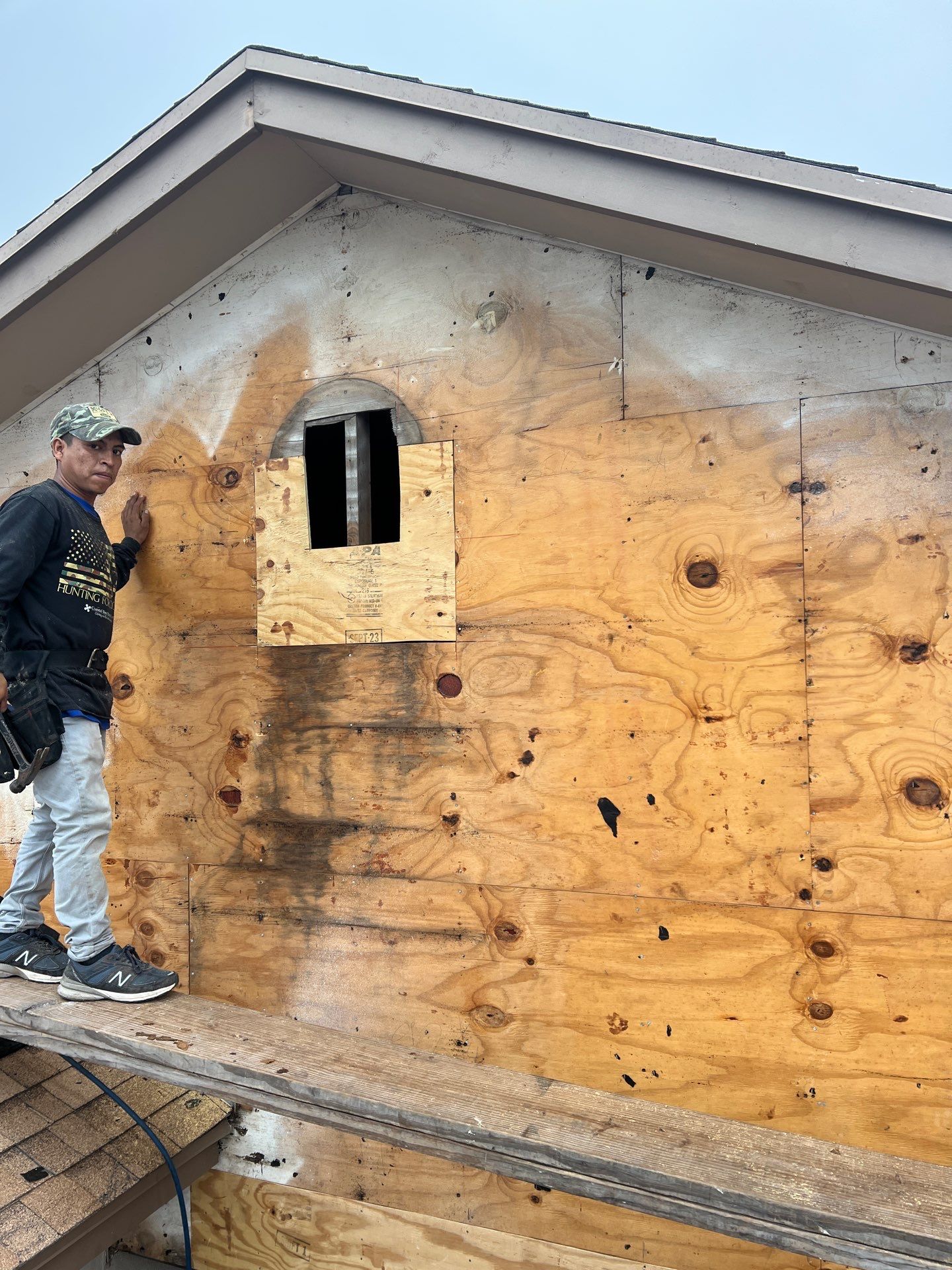 Island Hardie by Bayfront Roofing and Construction