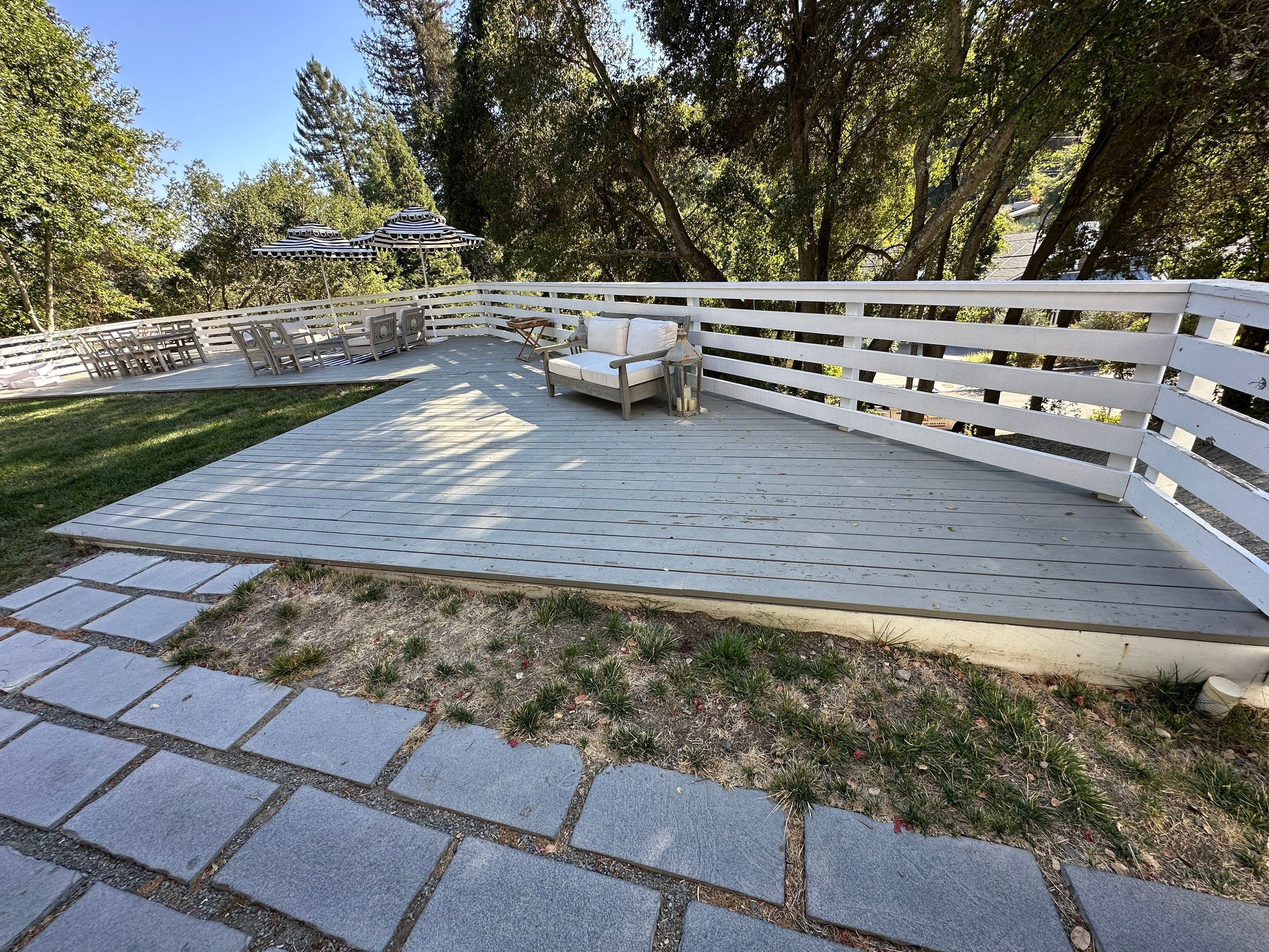 Deck Repaint using Sherwin-Williams by Herrera’s Bay Area Painting inc.