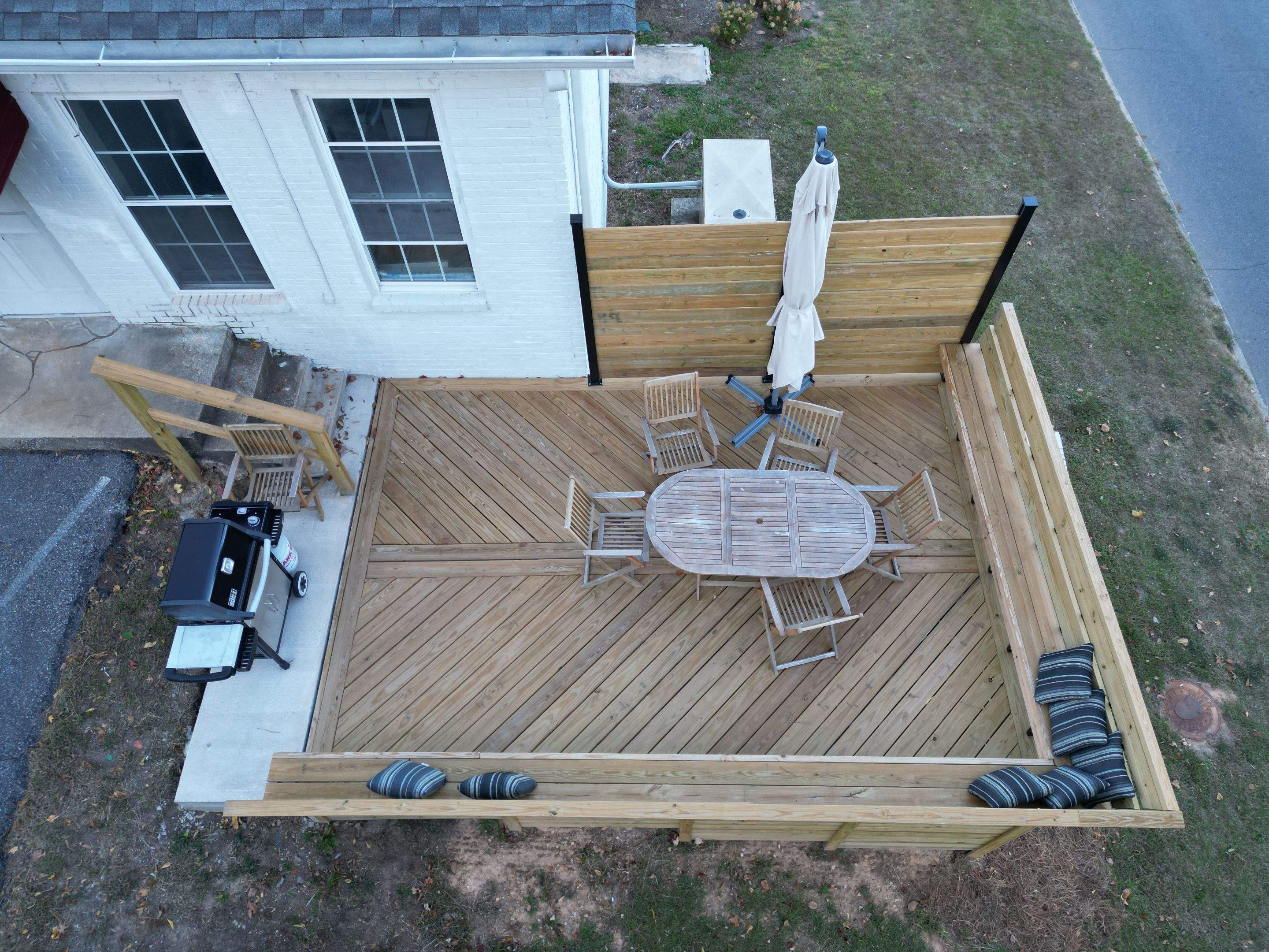 Independence Drive - Deck Installation   by Pillar and Pine
