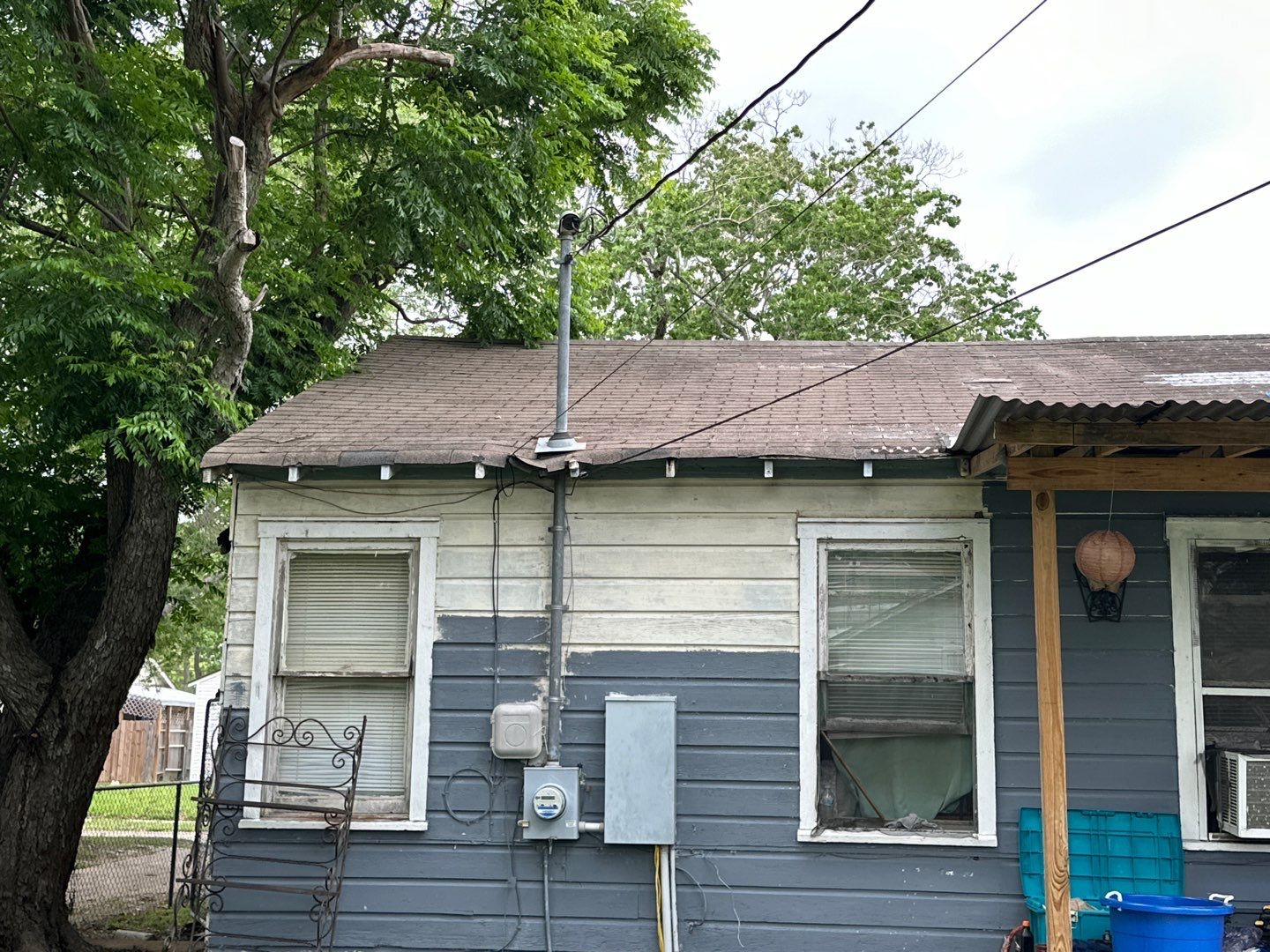Residential Roofing Installation using Owens Corning Tru Defintion Estate Grey by Galvan Roofing and Construction