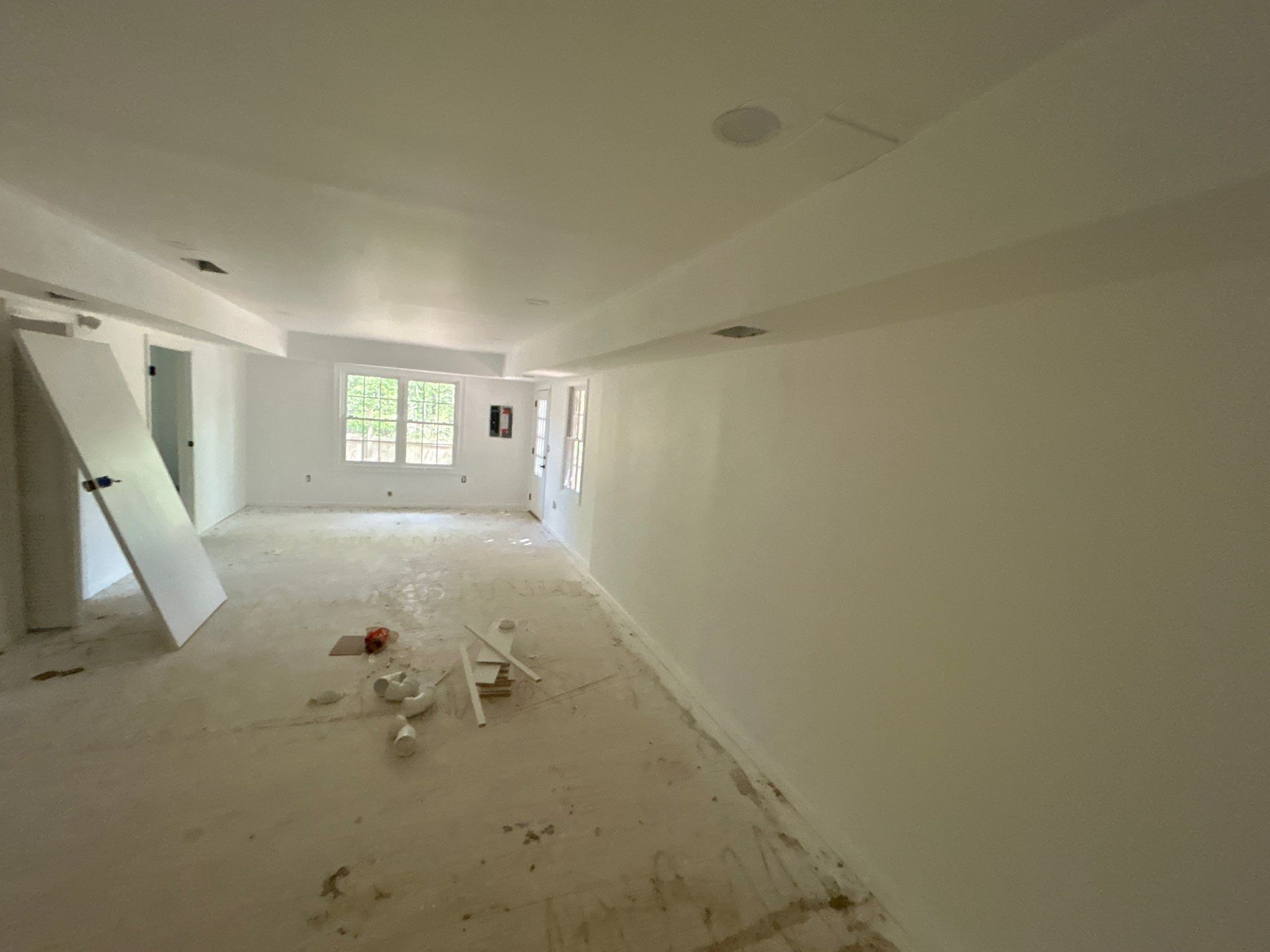 Whole-Home Renovation and Retaining Wall Restoration in Suwanee by RENOMAXIT, LLC