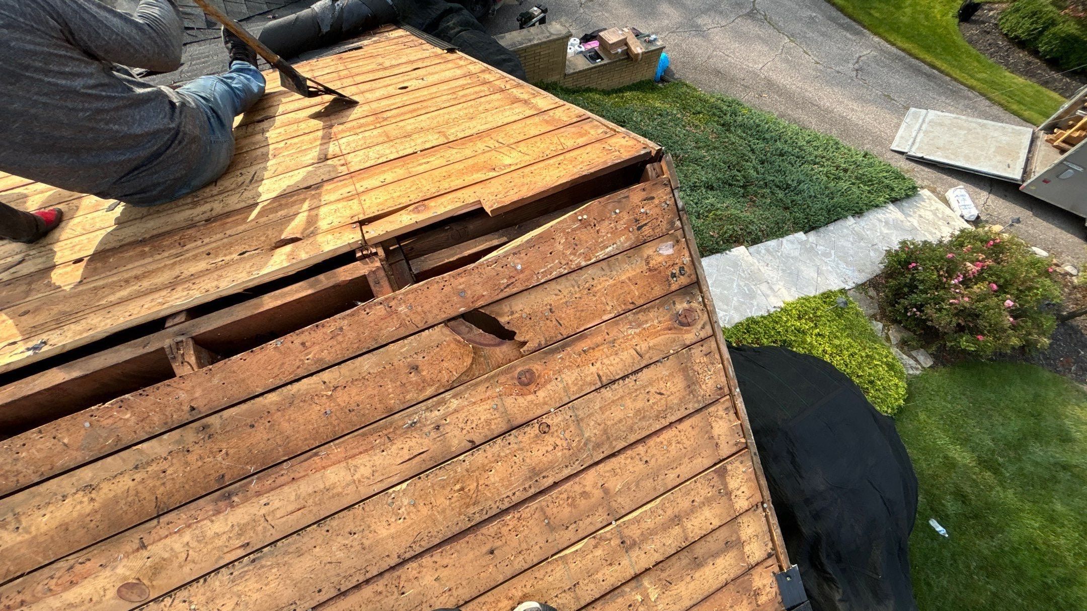 Roof Replacement using CertainTeed Landmark by 180 Contractors