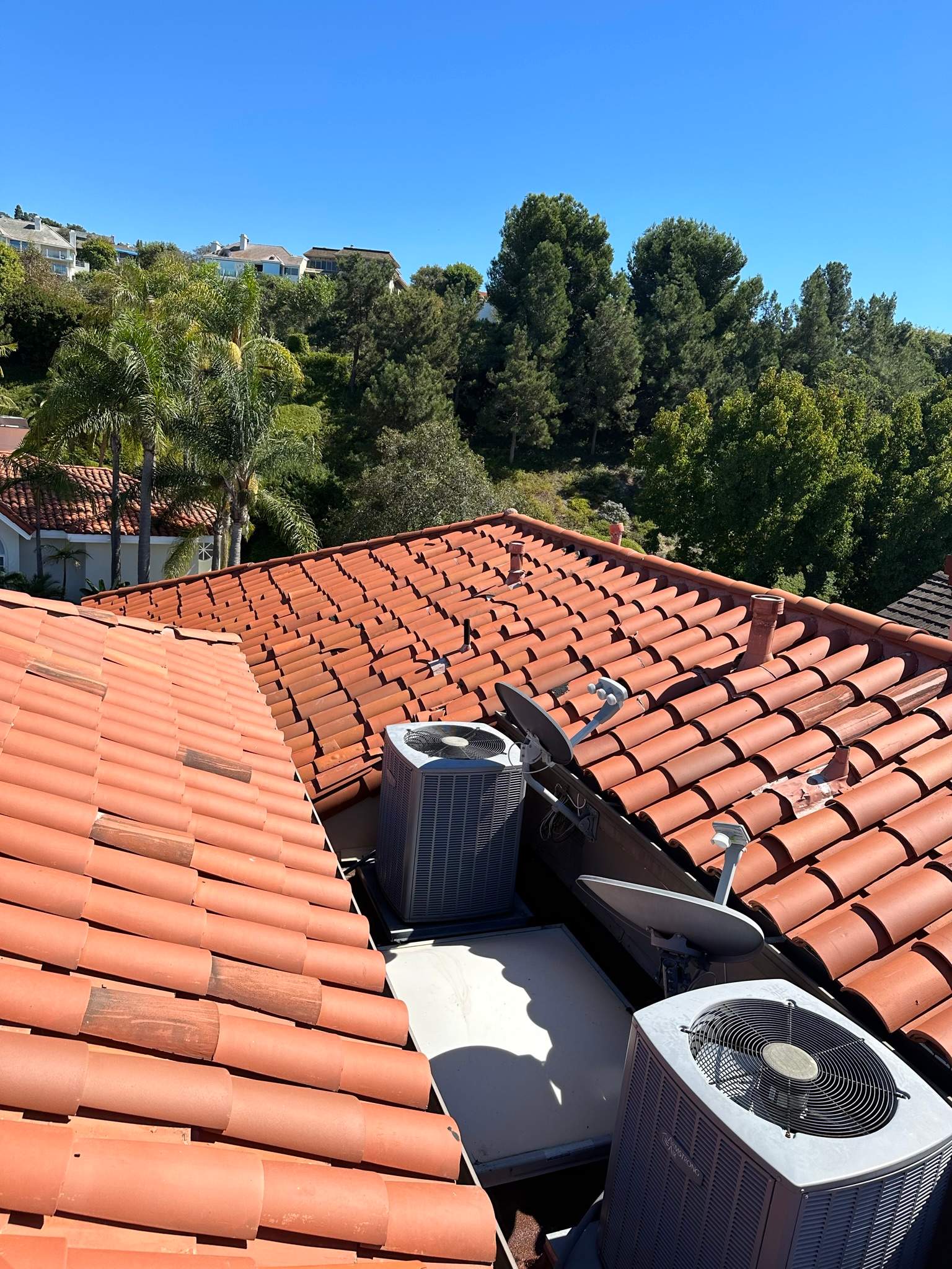 Orange County Clay Tile Roof Soft Wash on Unwalkwable Roof by Property Cleaning Experts
