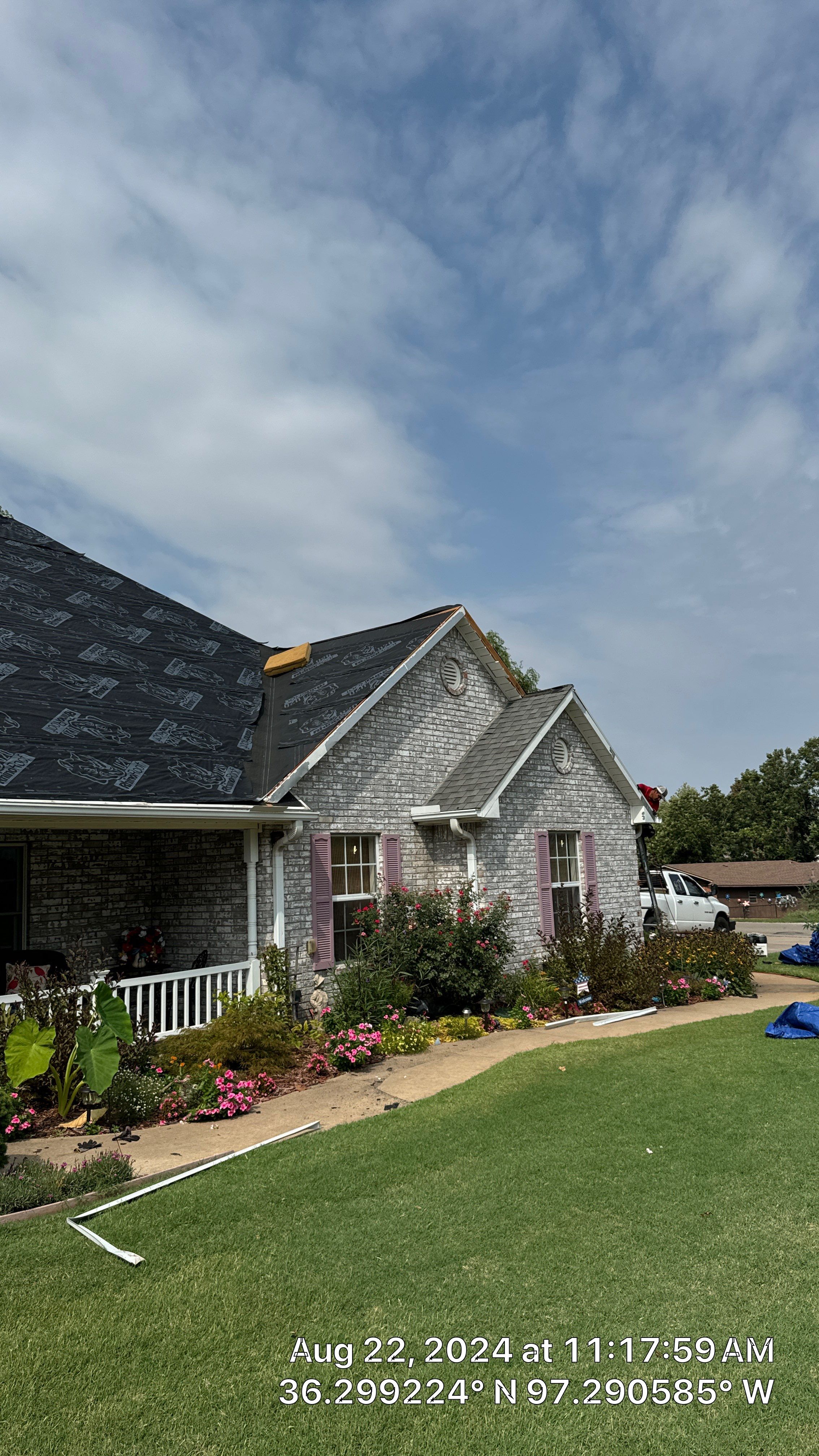 Owens Corning - Estate Gray by Frontline Roofing and Construction