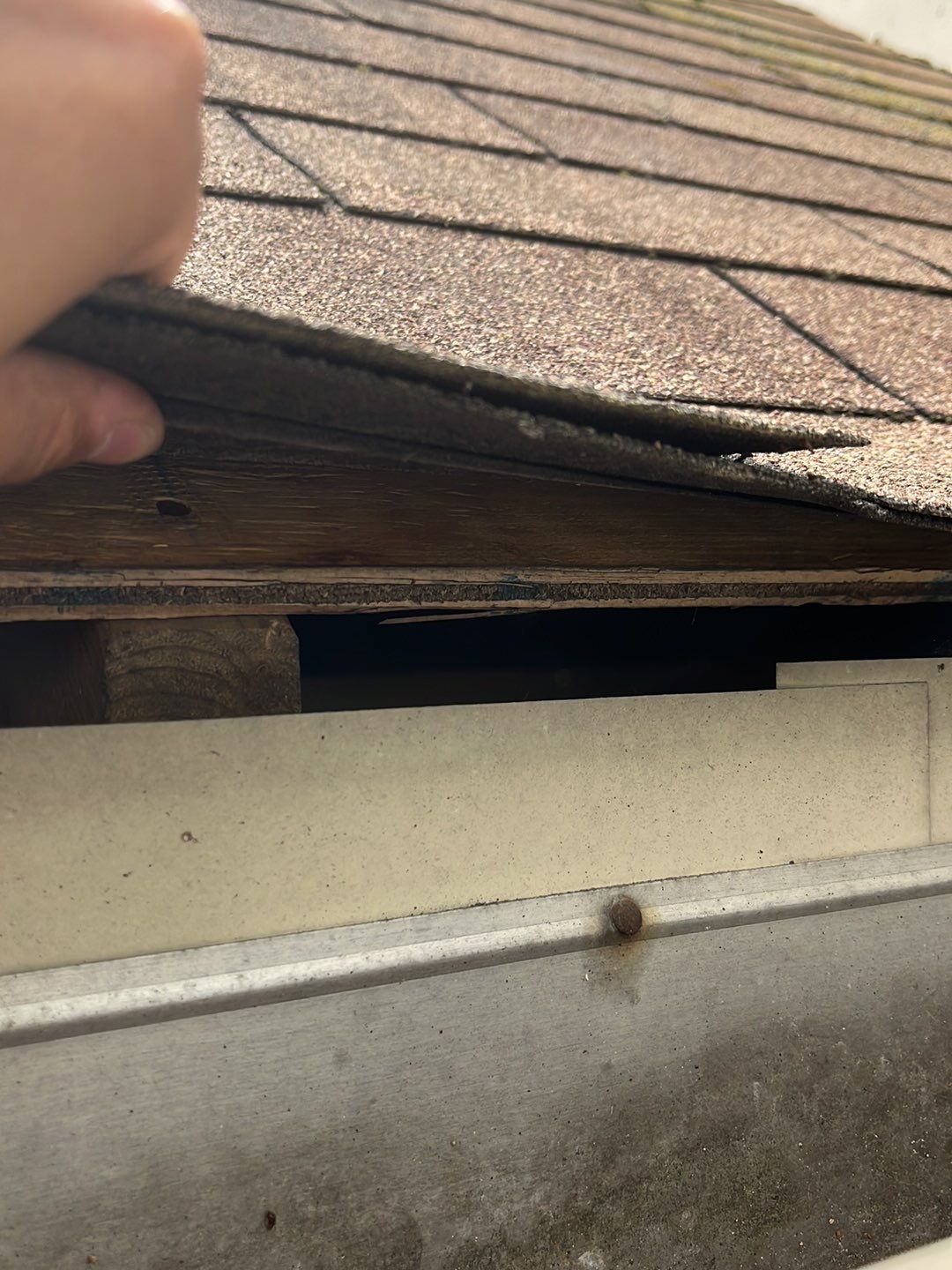 Residential Roofing Repair by G2