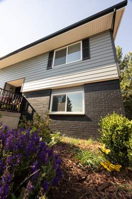 Align Fiber Glass Siding with Provia Doors