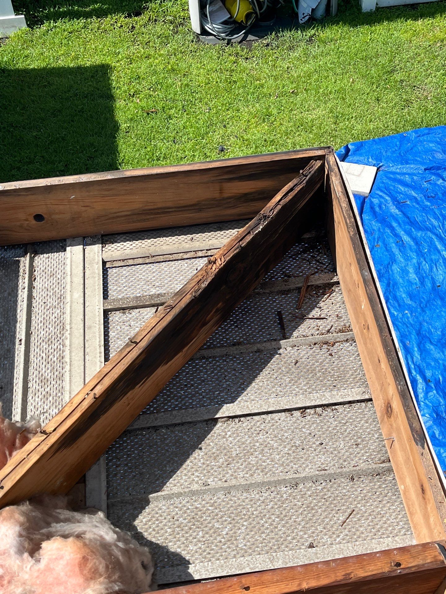 Project in St. Petersburg 33702 by Mitchell Roofing Company LLC 