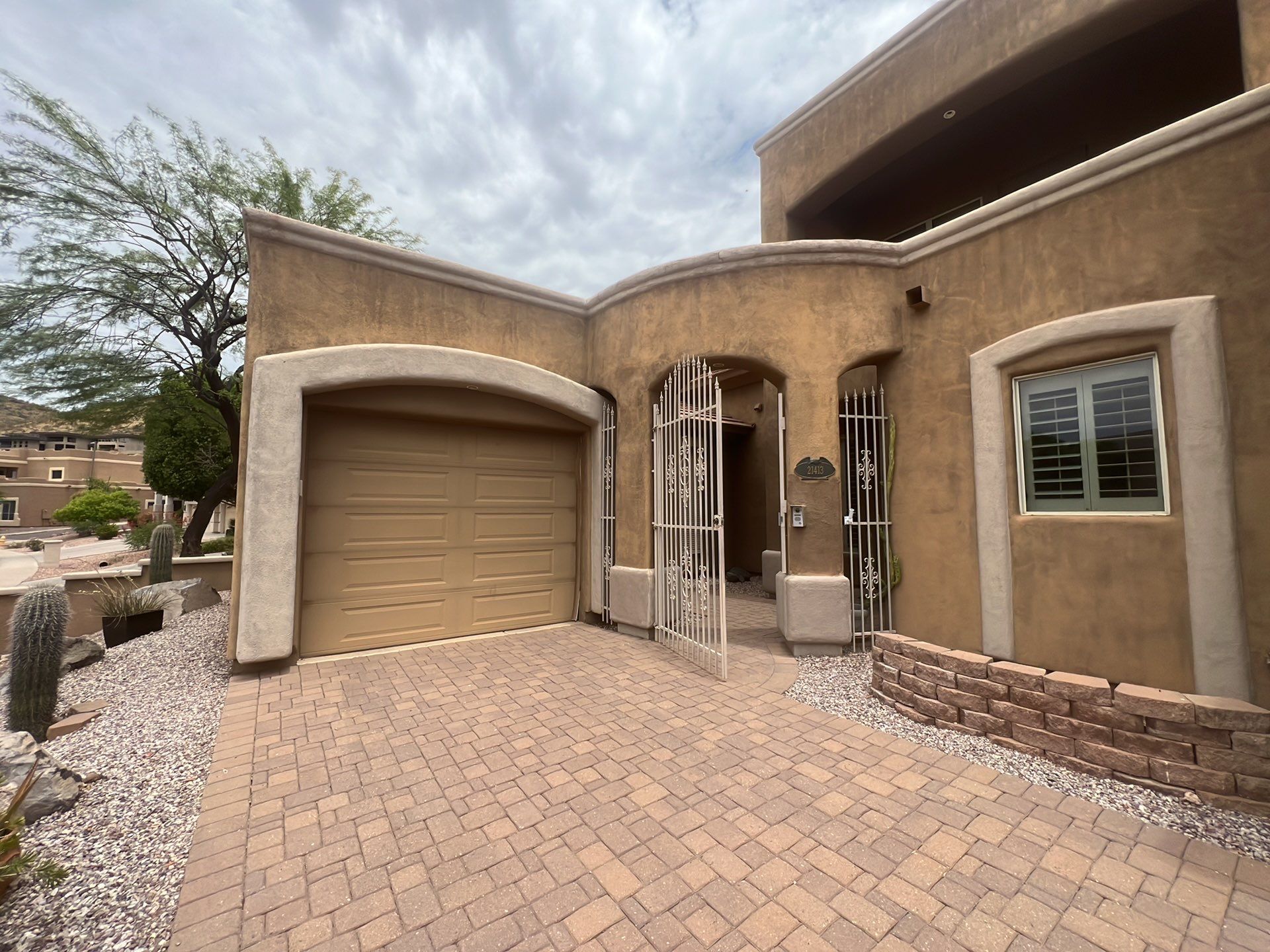 Exterior Painting using Dunn-Edwards EVERSHIELD®  by Crash of Rhinos Painting & Garage Floors
