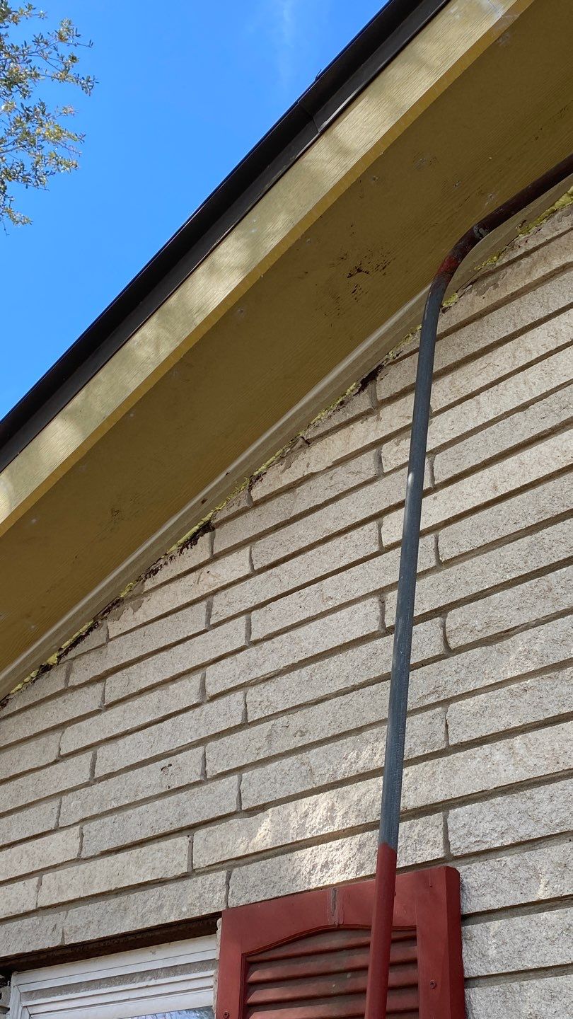 Beeville Backporch sittin' by Bayfront Roofing and Construction