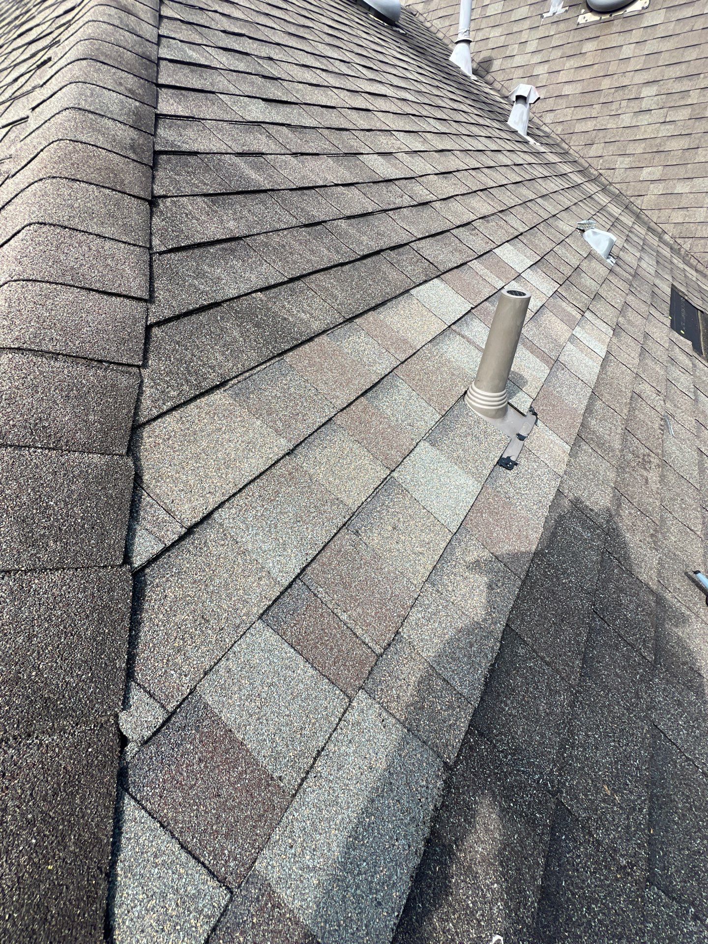 Hail Damage using Owen's Corning Duration (Lifetime) Shingles by Roof Repair Company