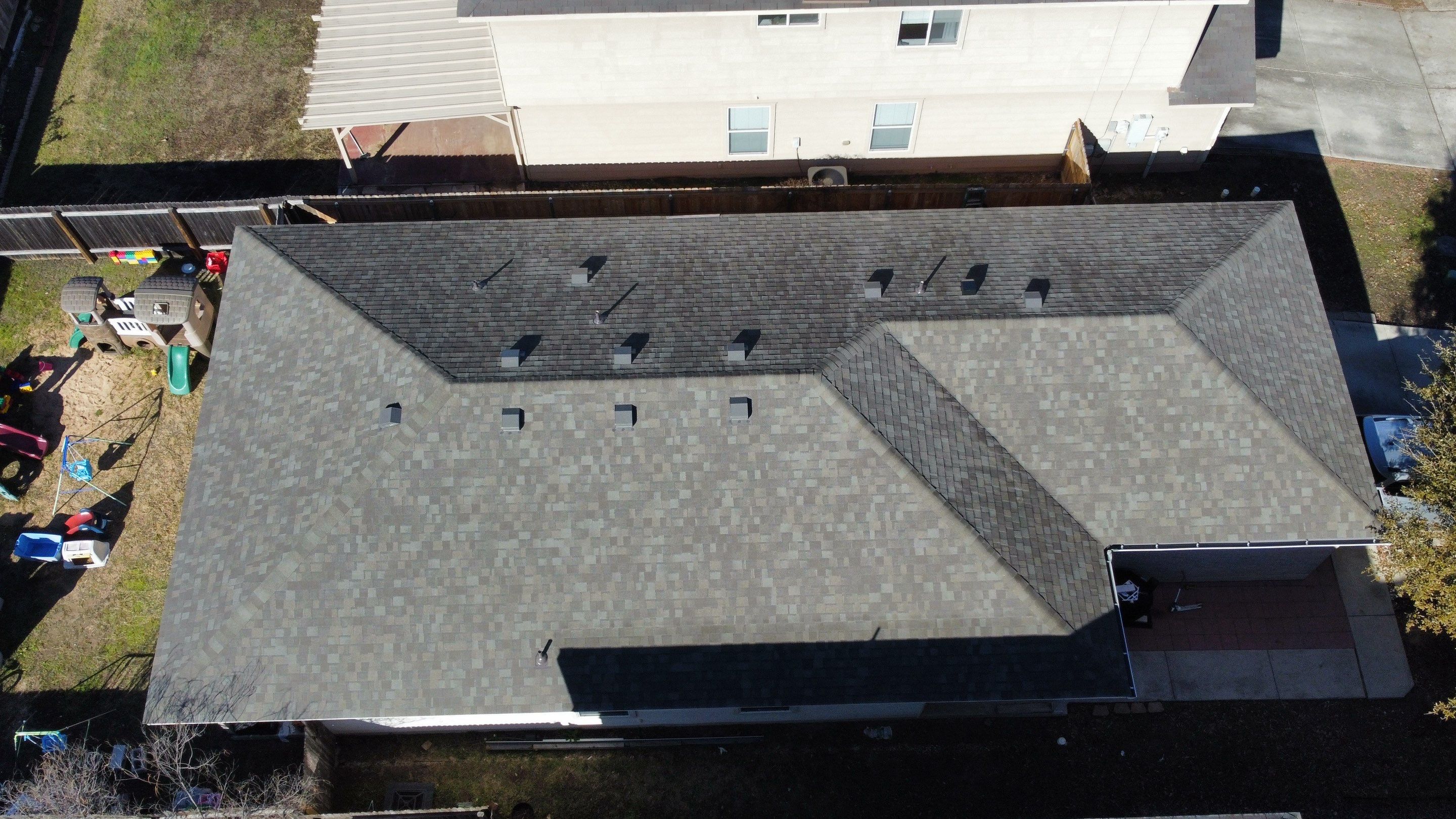 Residential Roofing Installation using Owens Corning Oakridge by Kstylez Roofing & Construction