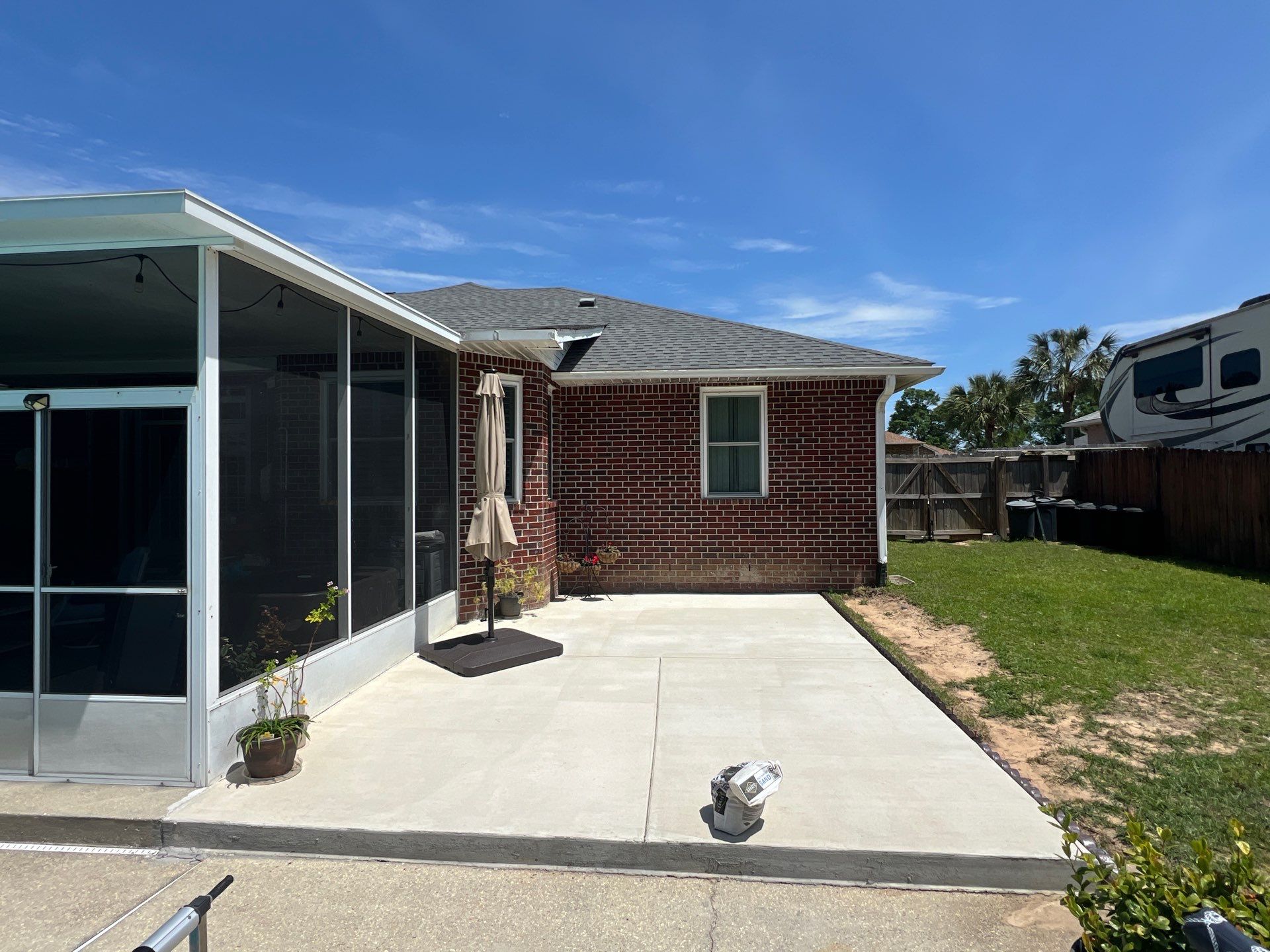 Pensacola Screen Room Using Titan's Colorbeam by Titan Sunrooms