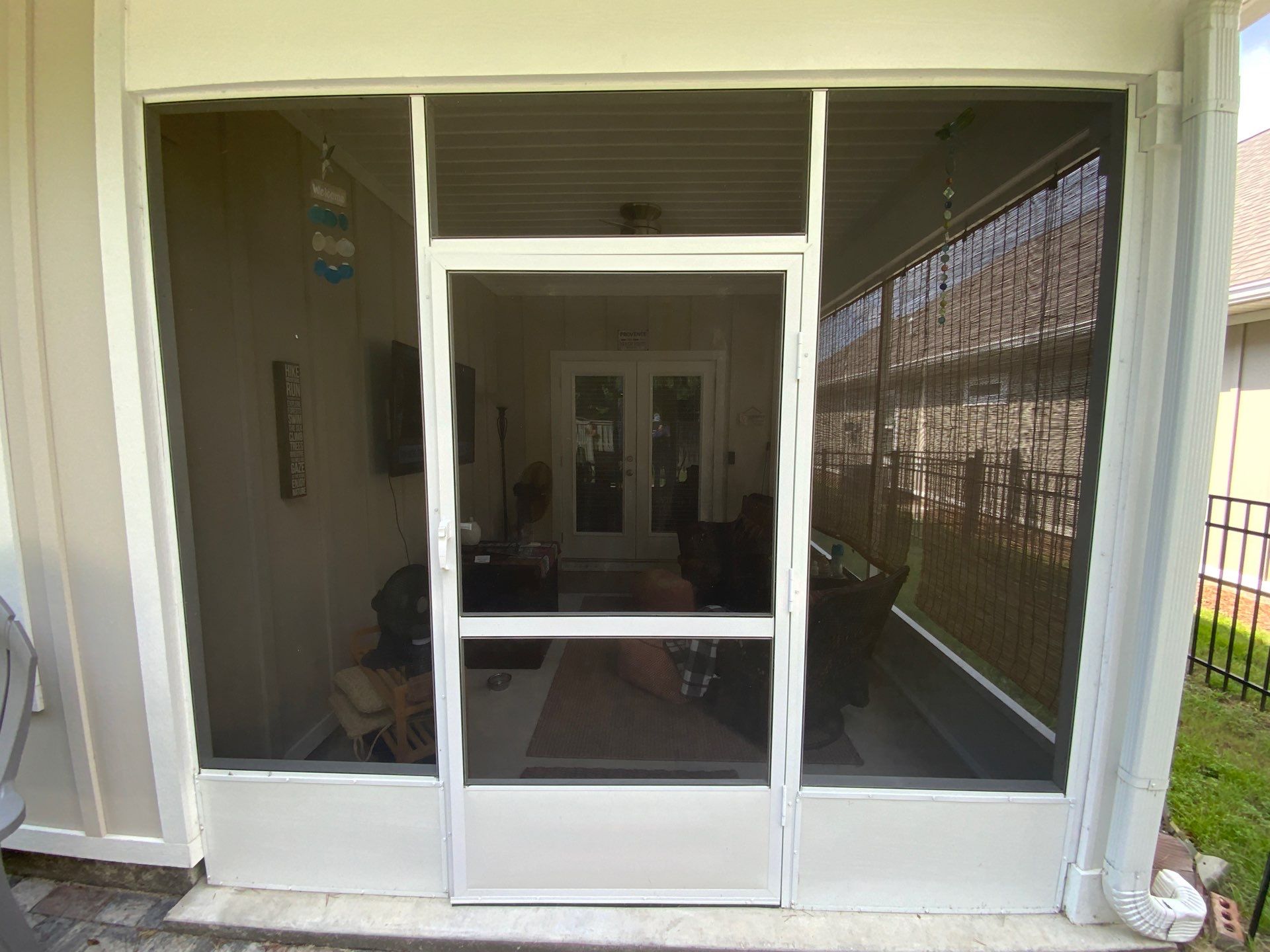 Glass Room using Colorbeam in Freeport by Titan Sunrooms
