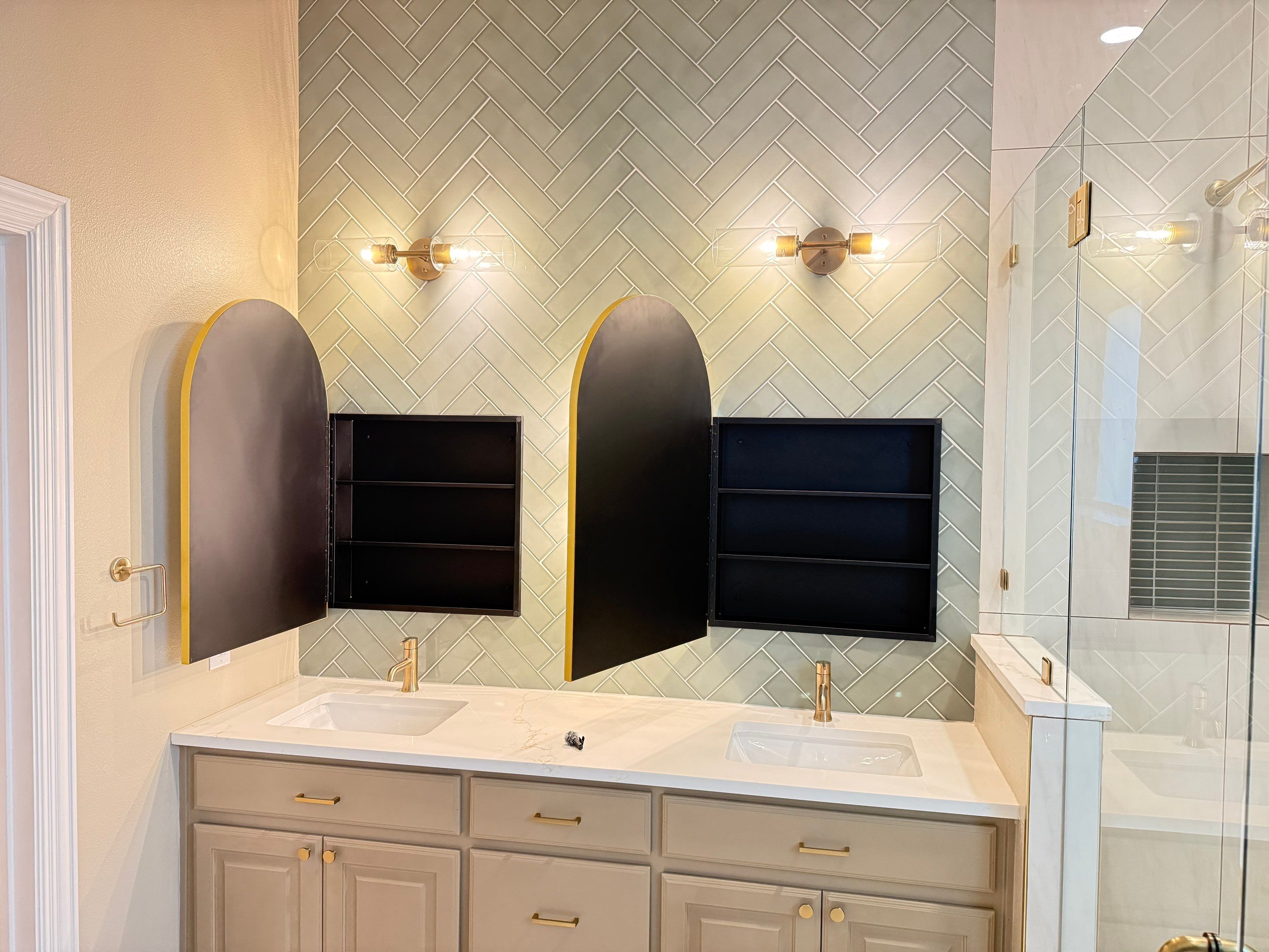 Kitchen & Primary Bath Remodel- McKinney, TX by C3 Custom Builds