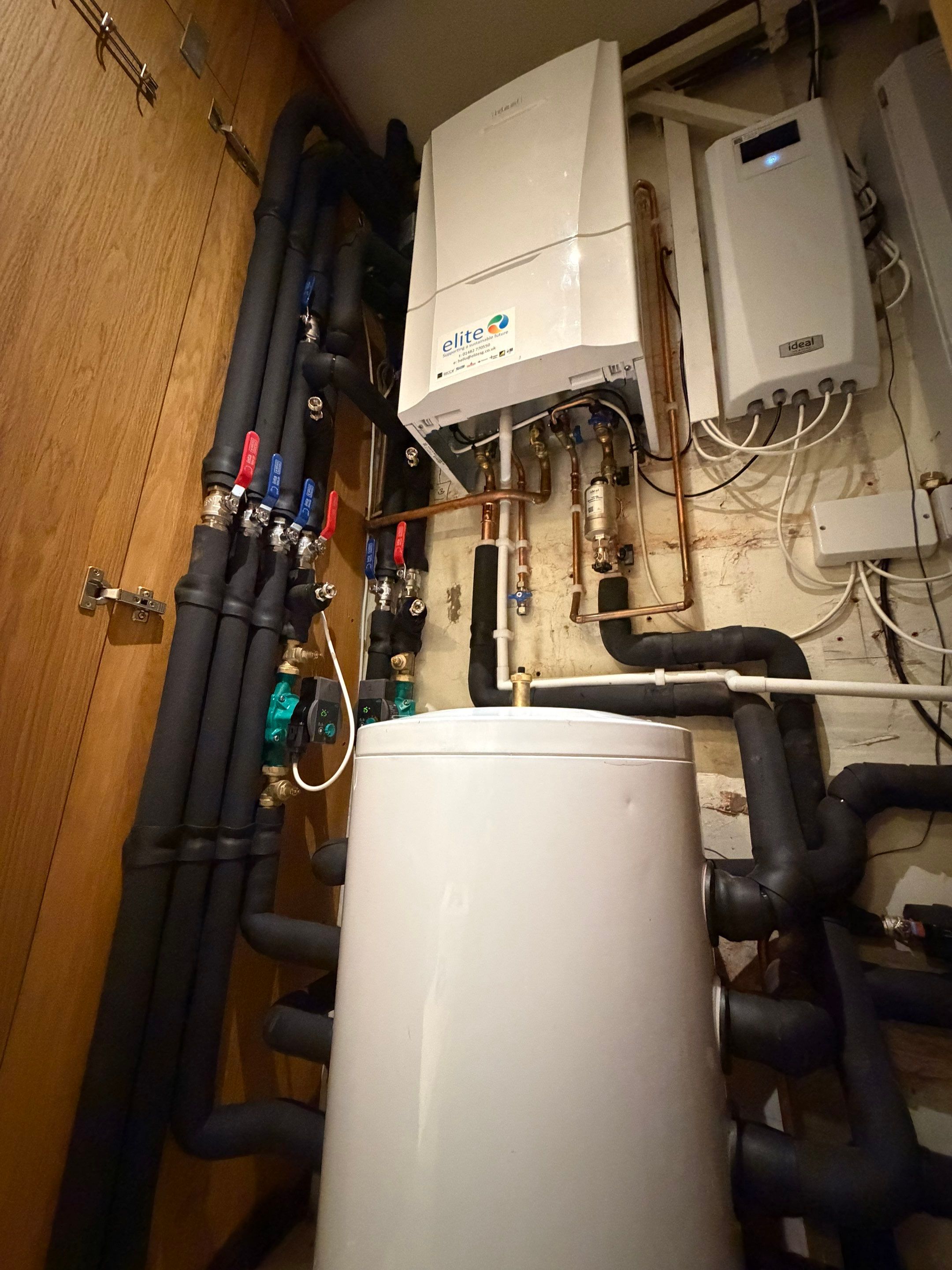 🔋🔥 Hybrid Heating Done Right by Elite Services Group Ltd