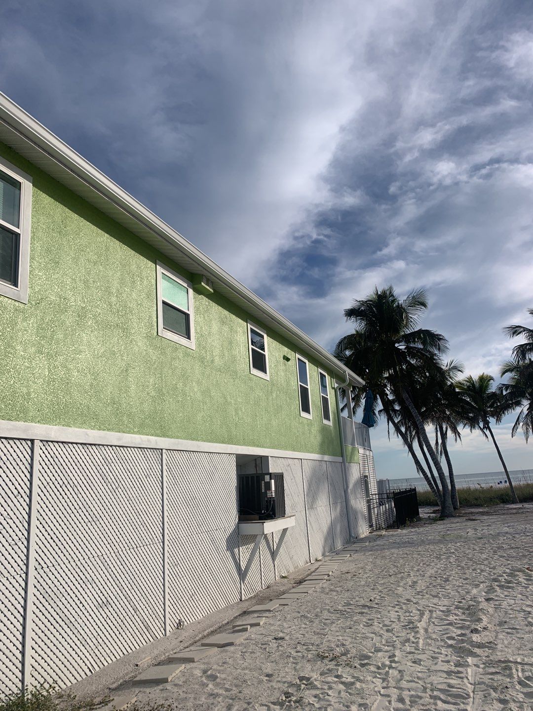 Splash Guard System Installed in Fort Myers FL by Gutter Professor by Gutter Professors