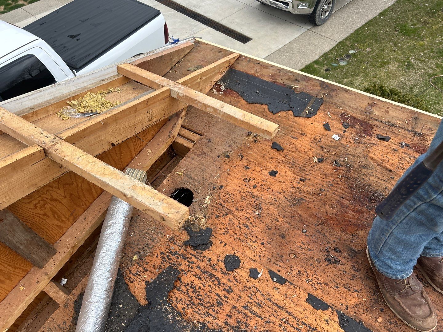 Roof Replacement using CertainTeed Landmark by 180 Contractors