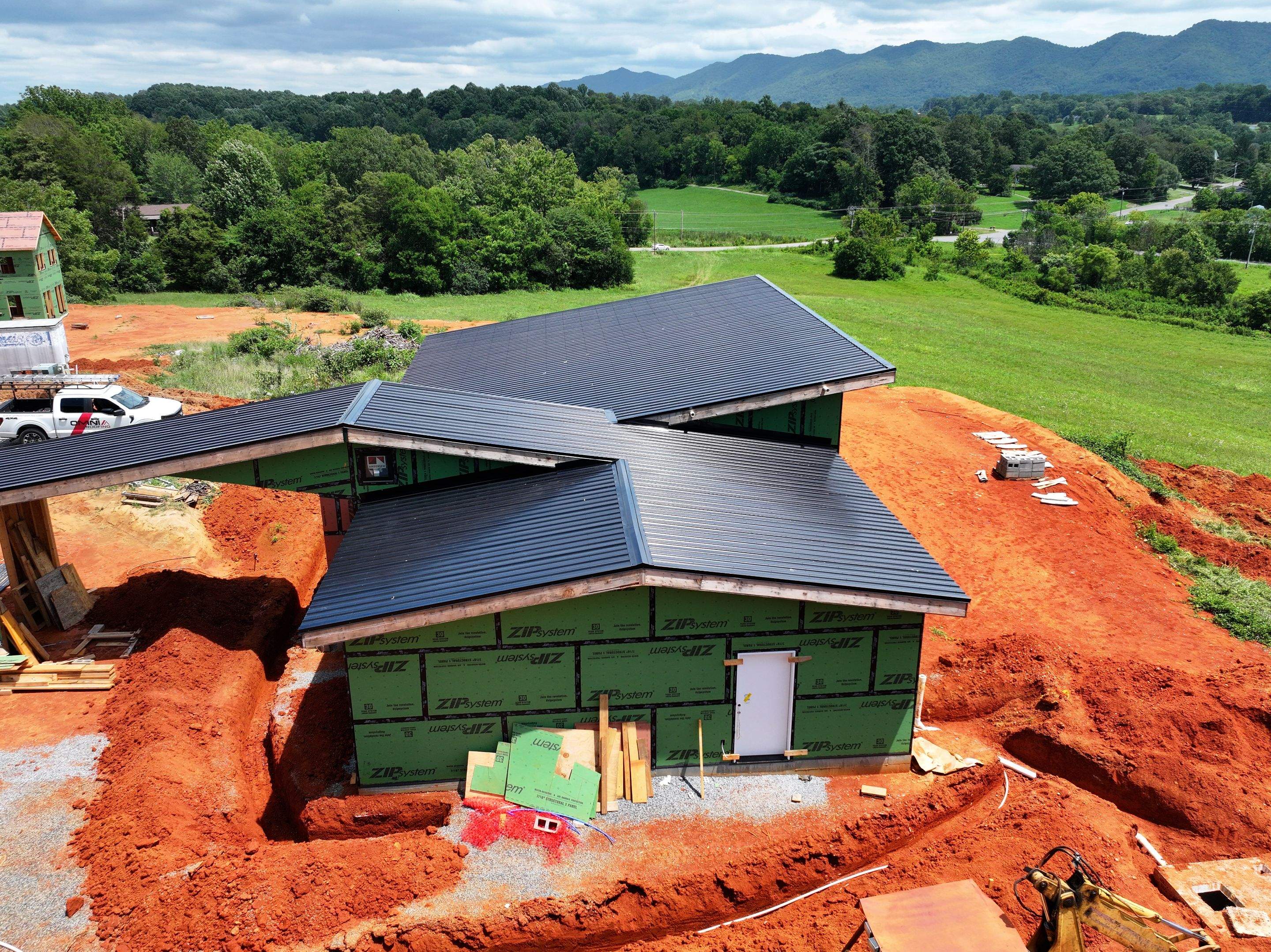 Titus Sr. Residence by Omnia Roofing