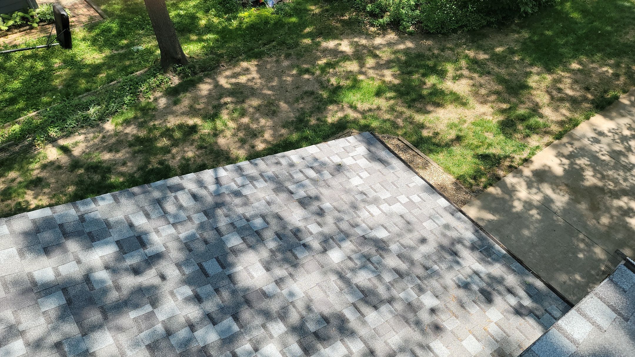 ATLAS PINNACLE COLOR: COASTAL GRANITE by Eagle Eye Roofing