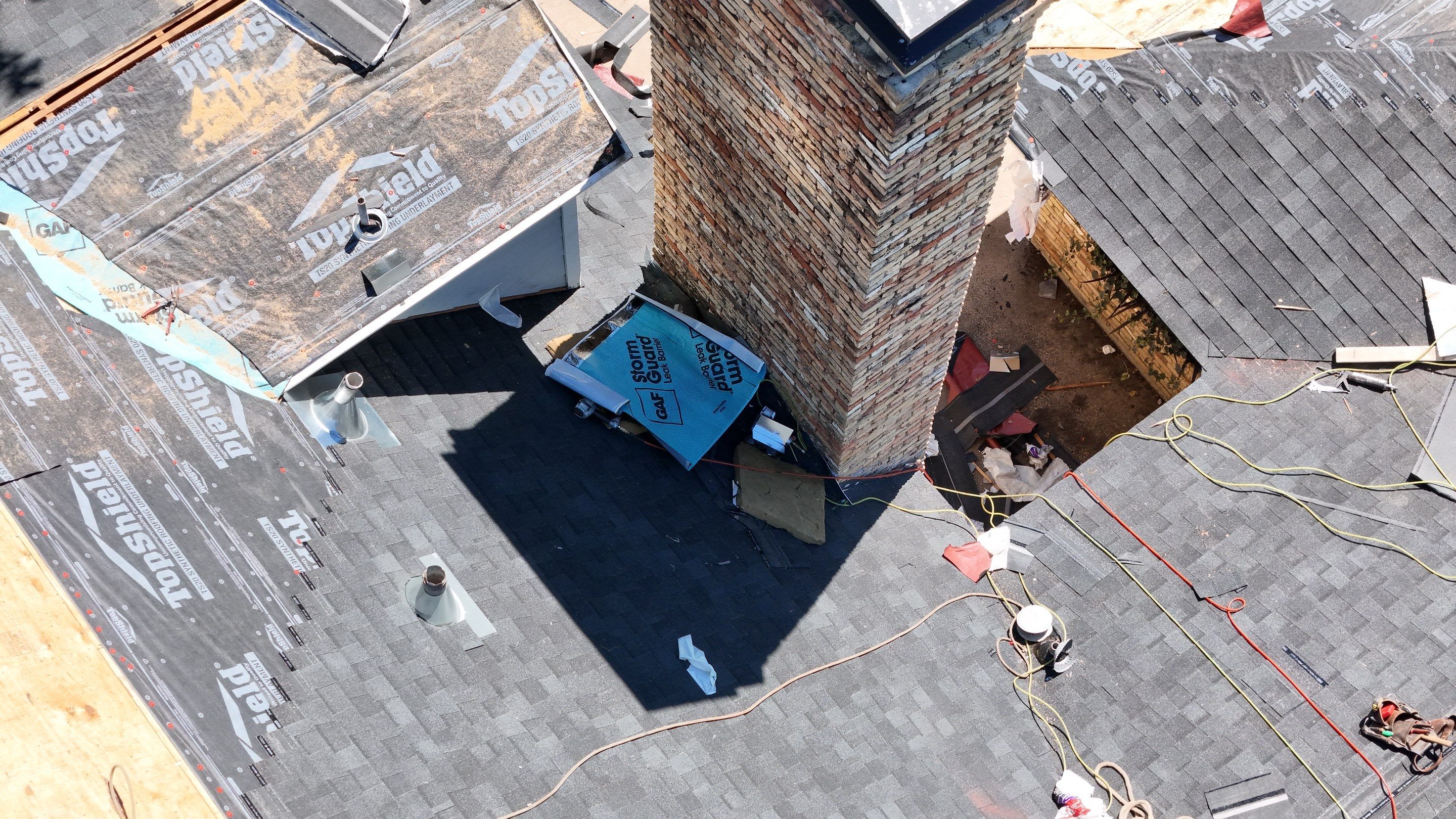 Project in Dallas by Armor Roofing | Exteriors