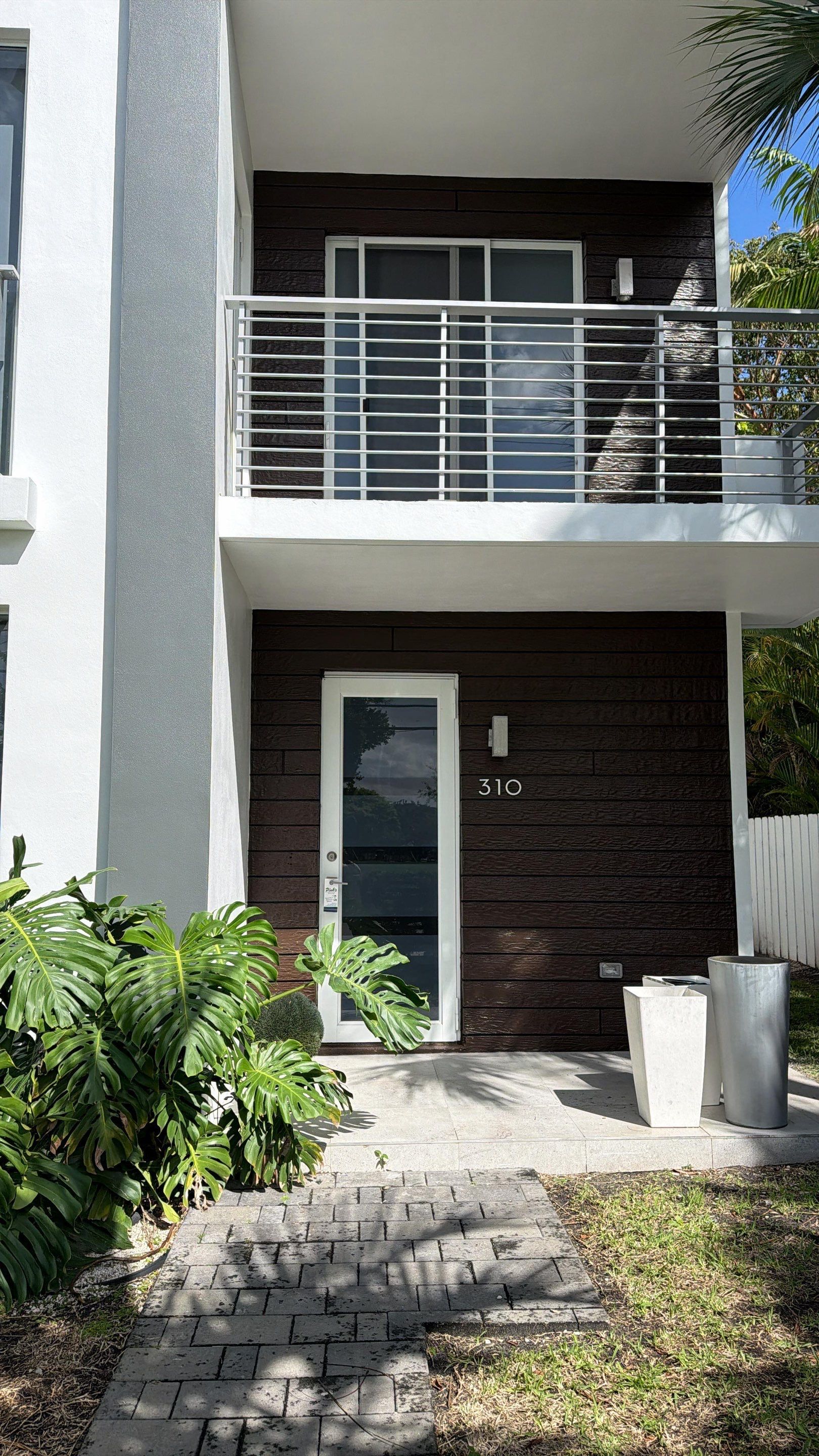 Fort Lauderdale Town Homes Exterior Painting by John “The Greek” Painting