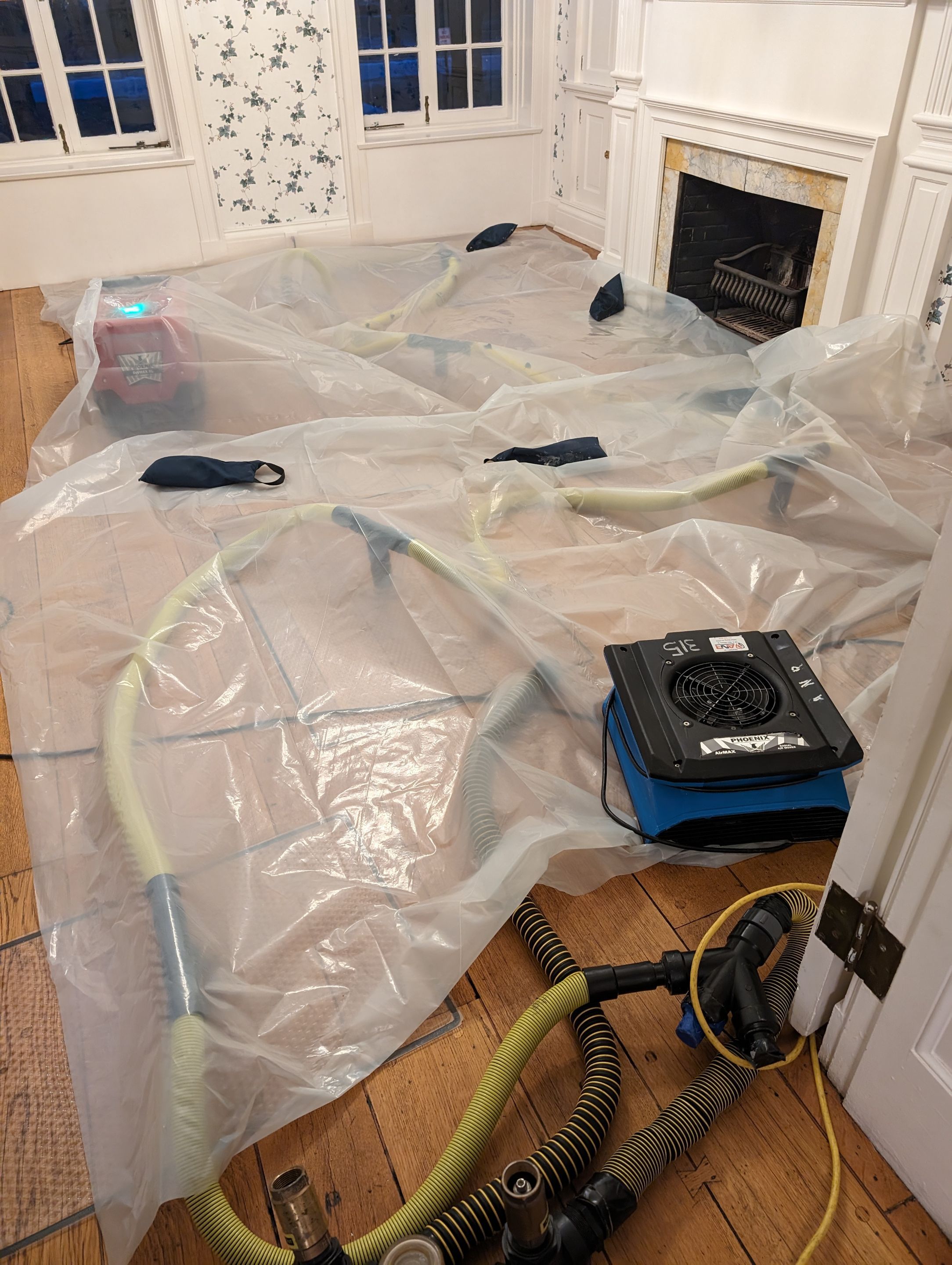 Emergency Water Damage in Commercial Building by ANR Restoration