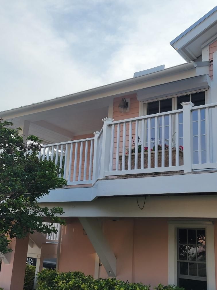 Half-Round Seamless Gutters in Boca Grande FL by Gutter Professors