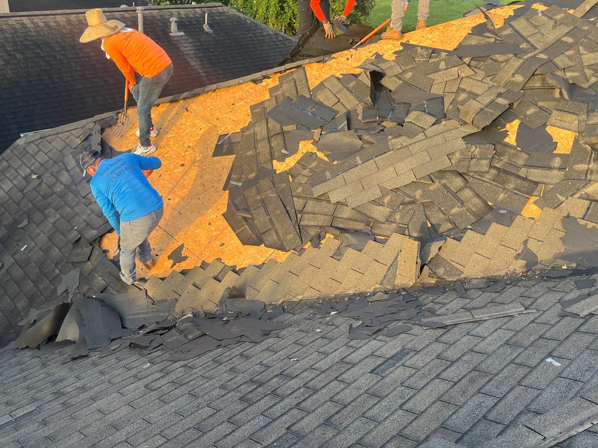 Residential Roofing Installation using Owen's Corning Duration (Lifetime) Shingles by Roof Repair Company
