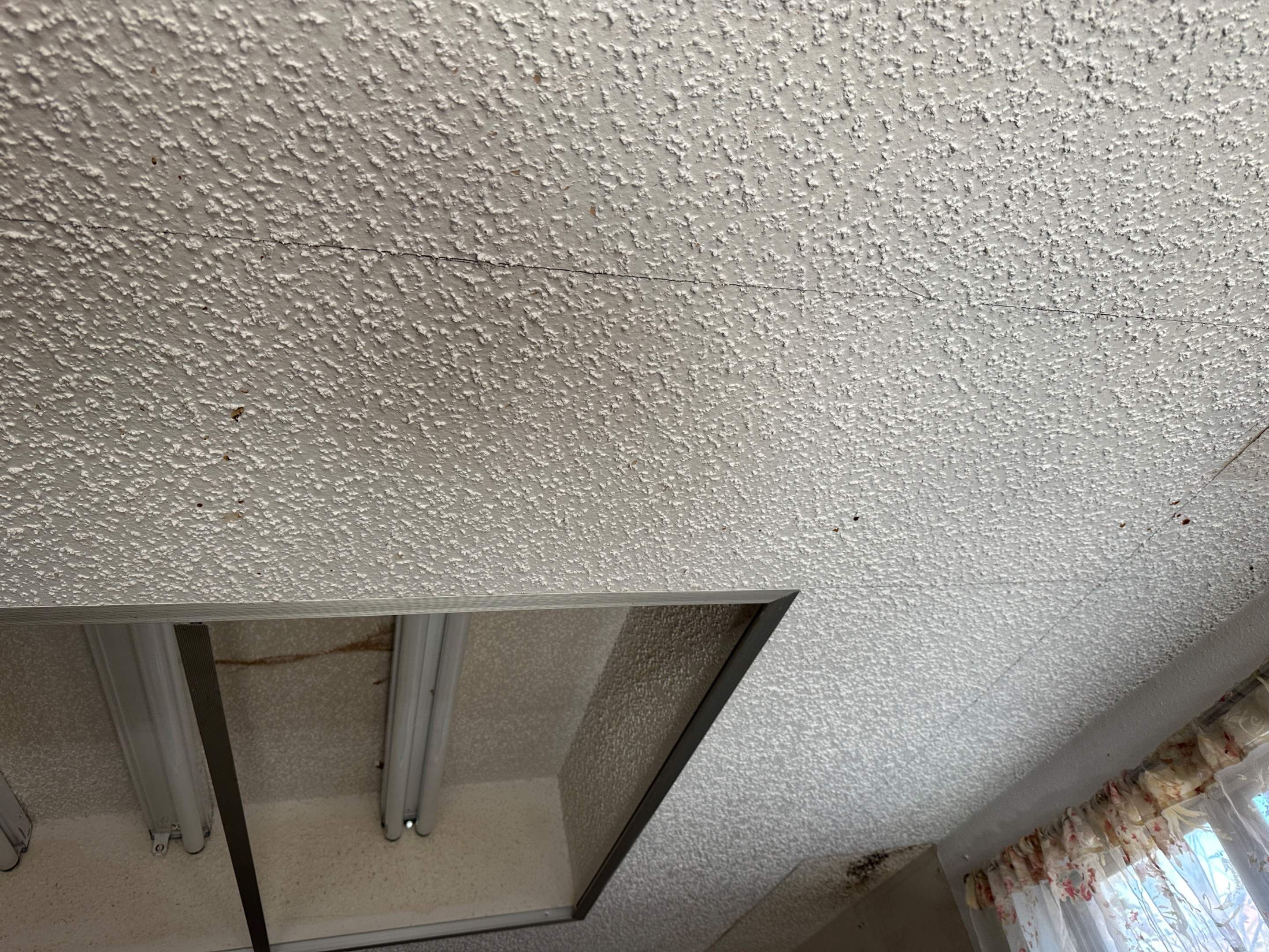 Kitchen Remodel and Water Damage Restoration in San Antonio by Mena stone surfaces