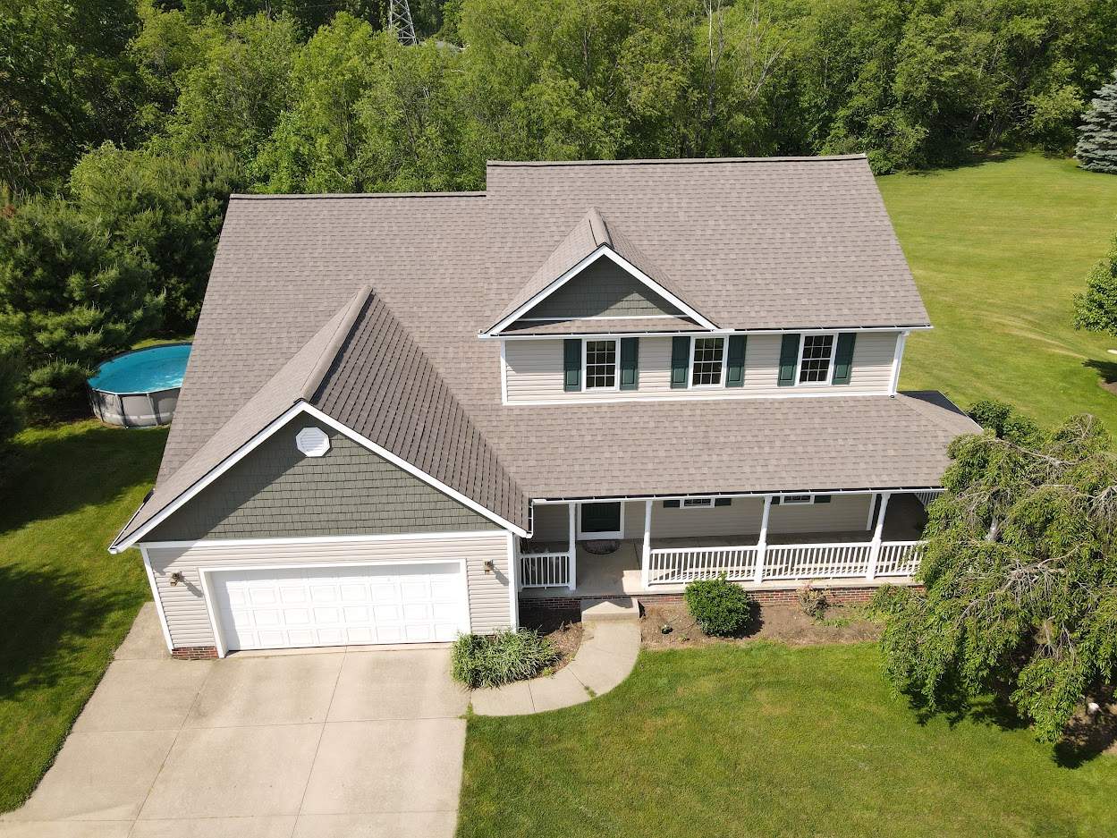 Polaris Homescape Shake Siding, Mountain Pine by Eagle Eye Roofing