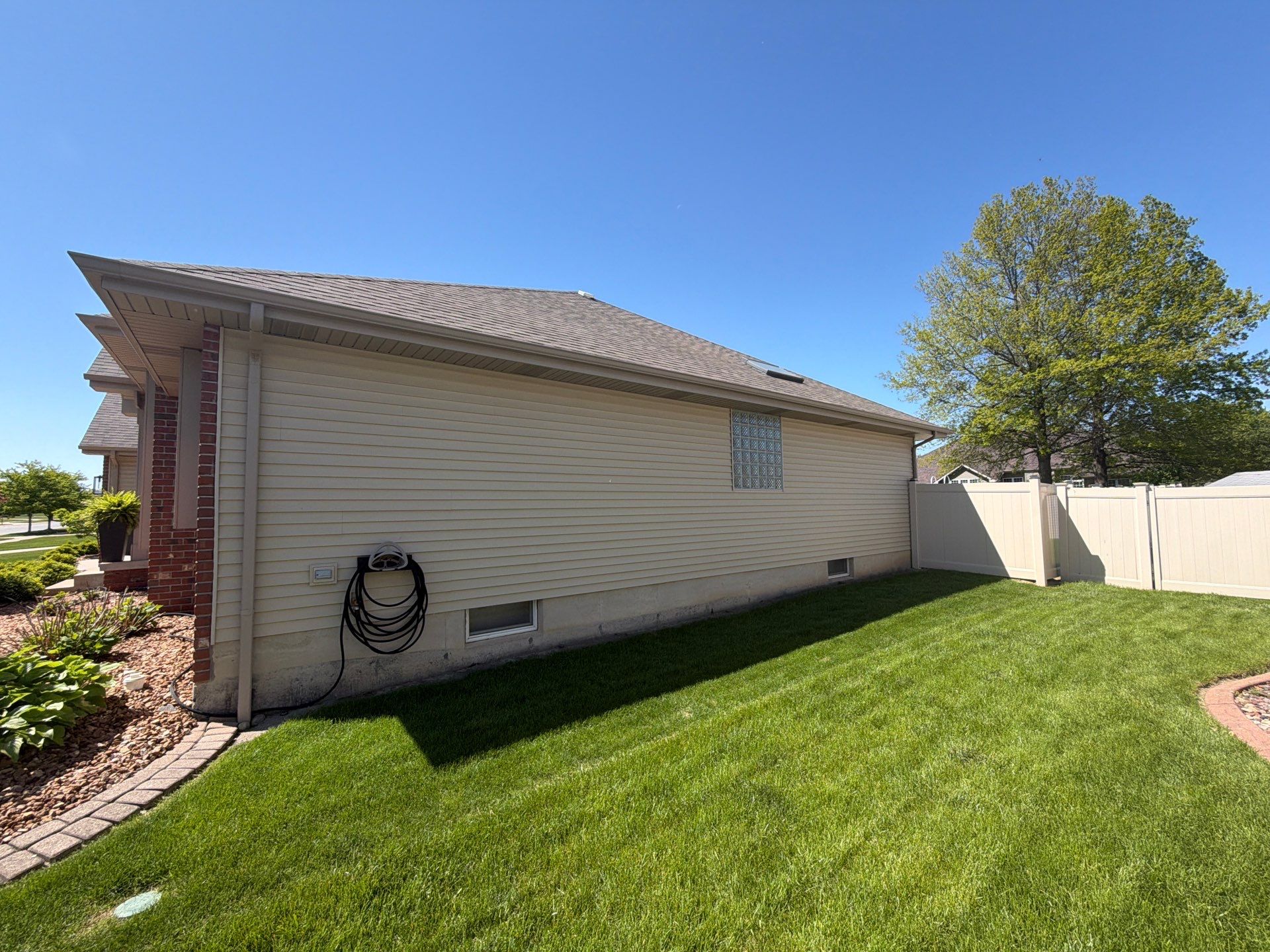 Siding, gutters, soffit & fascia replacement by Optimal Home Improvement 