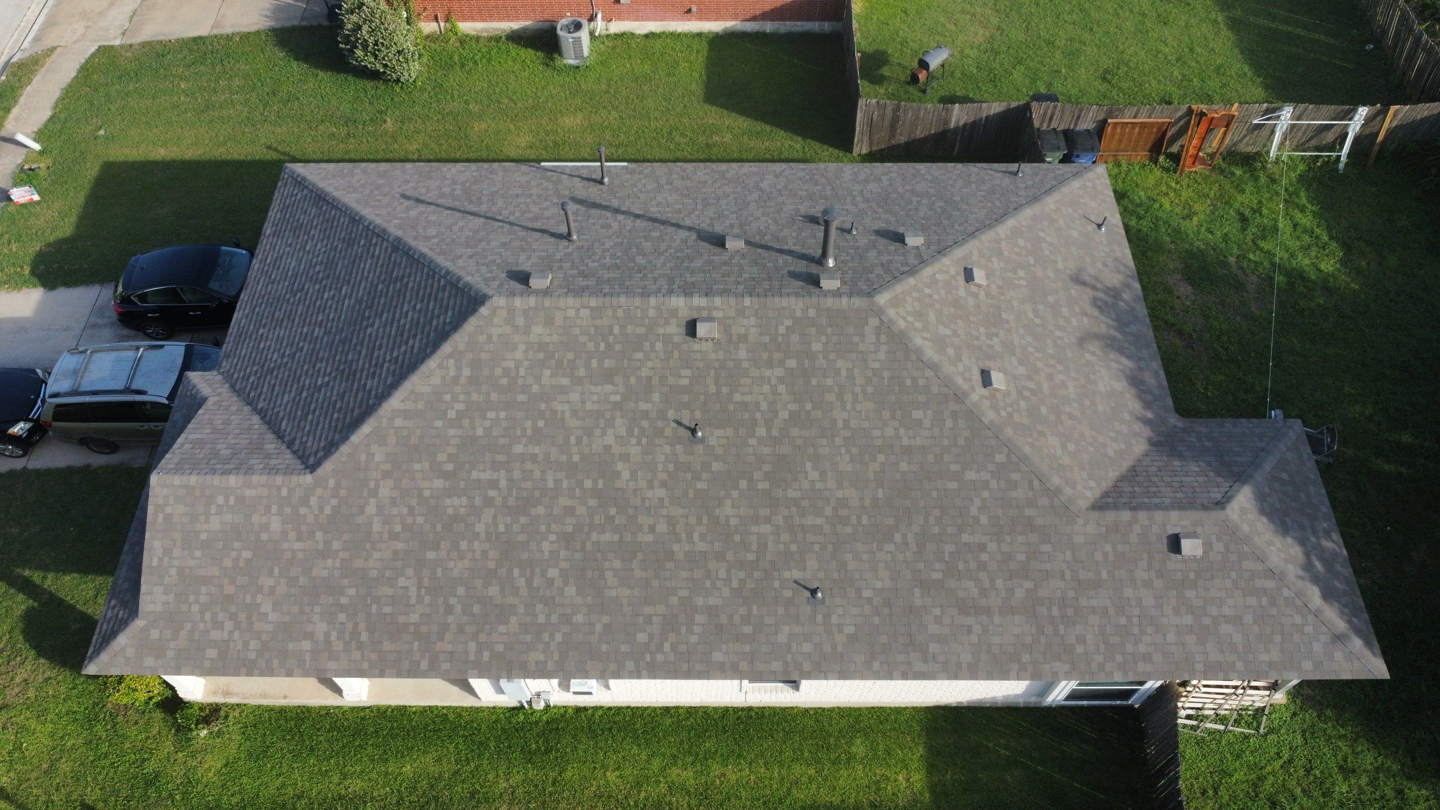Residential Roofing Installation using Owens Corning Oakridge by Kstylez Roofing & Construction