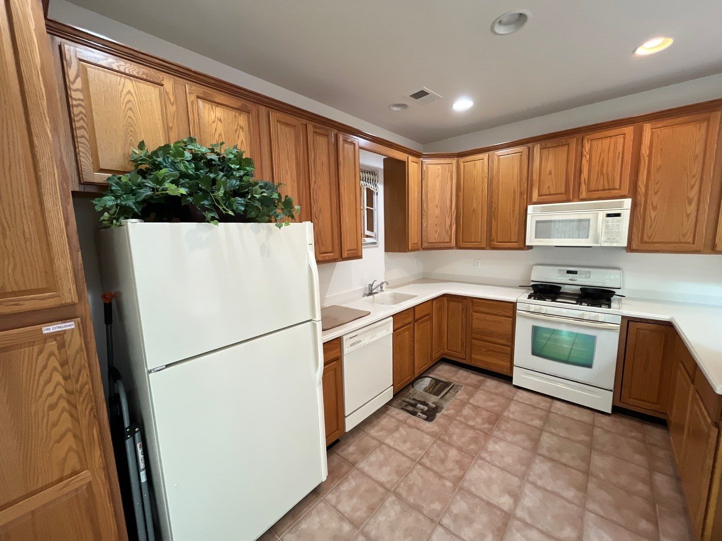 Interior Painting by Fresh Coat Works LLC