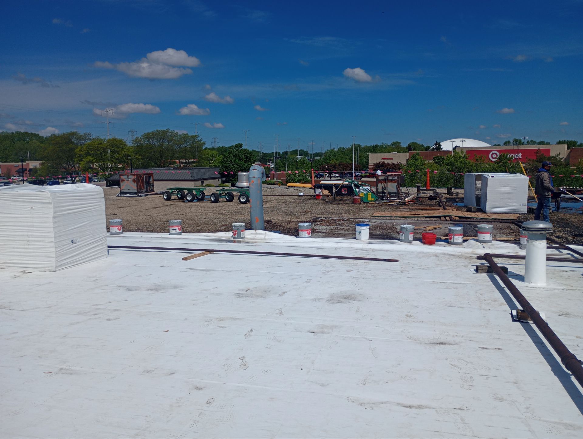 Ford Dealership - Re-Roof by Pink Roofing