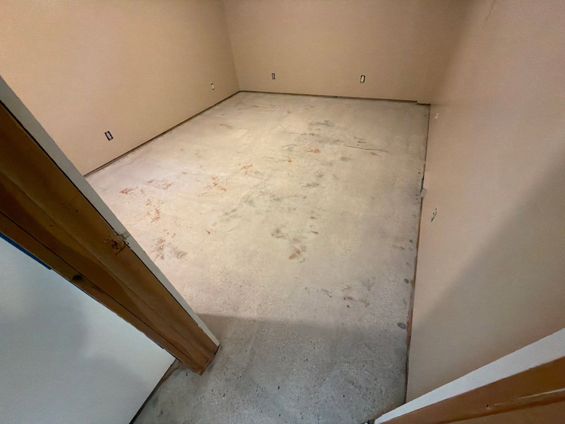 Basement Epoxy Flake Floor Installation and Surface Repair in Montague by Gordon Painting