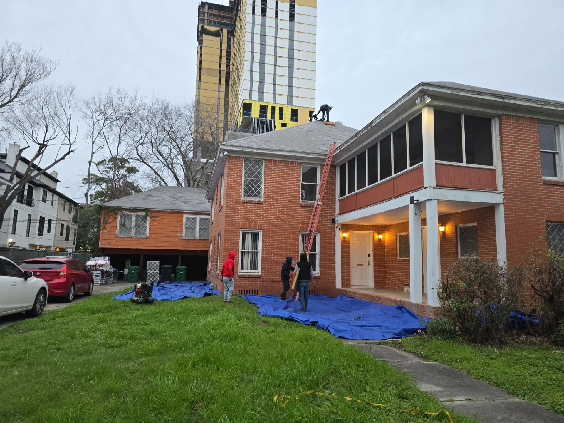 Roof Replacement Houston by Roof Repair Company