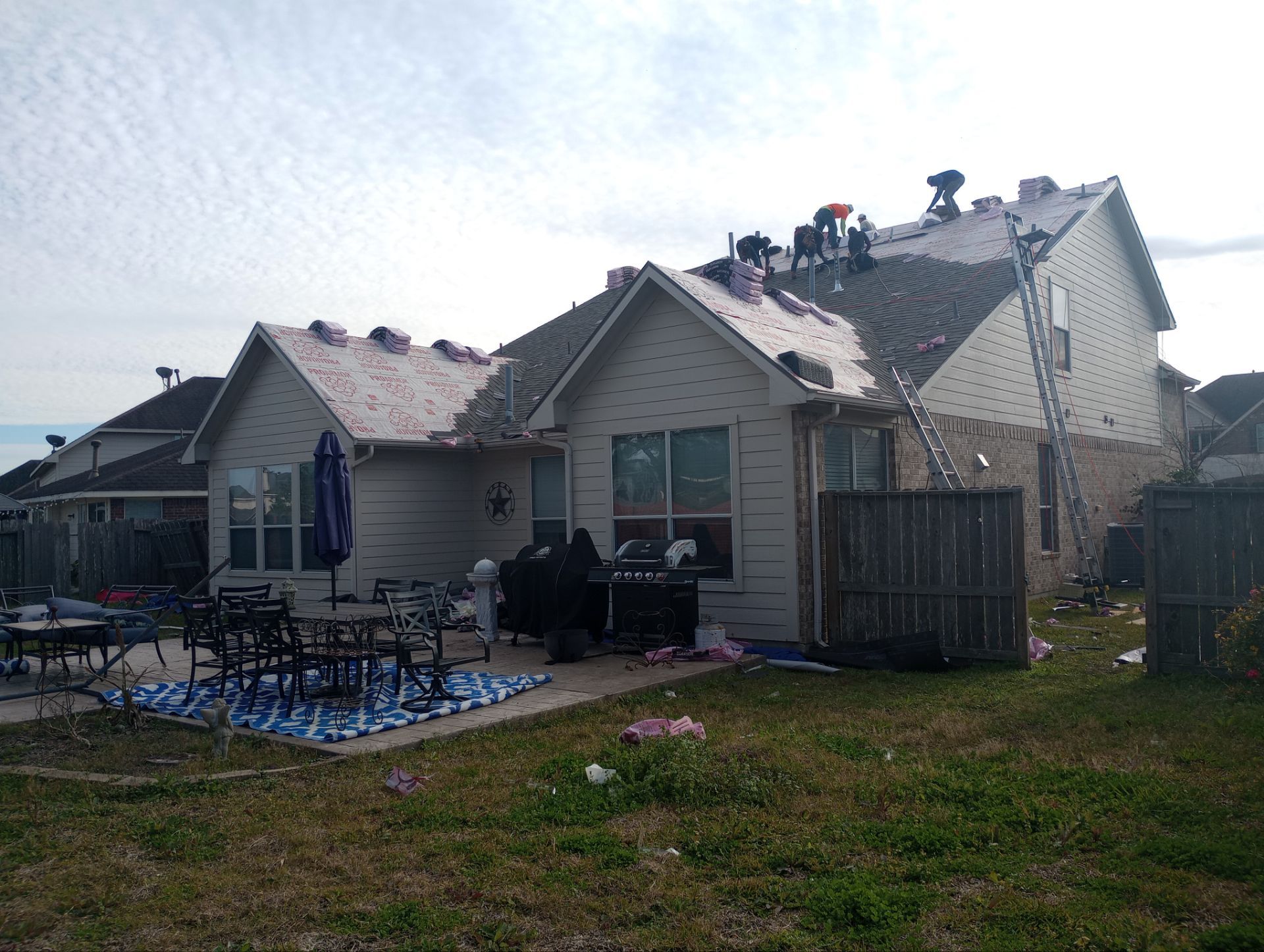 Residential Roofing Installation using Owen's Corning Duration (Lifetime) Shingles by Roof Repair Company