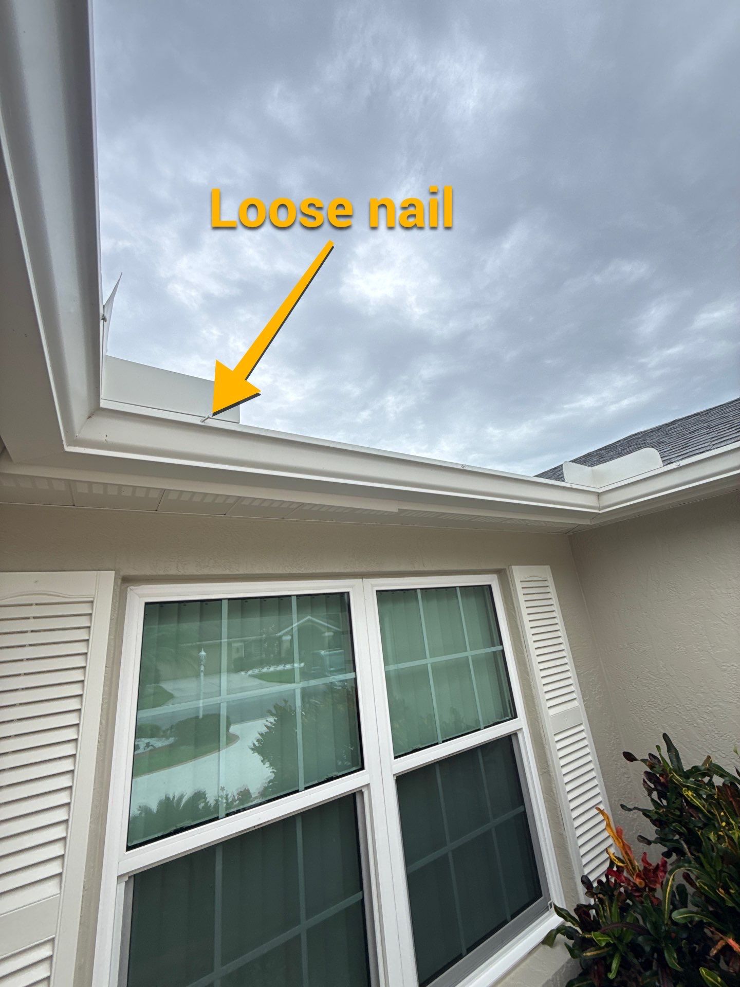 Replace gutter using seal gutters in Sarasota FL by Gutter Professors