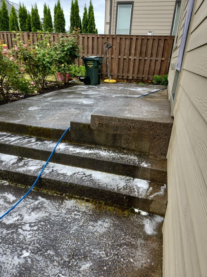 Concrete wash using Surface washer by Willamette Outdoor Wash LLC