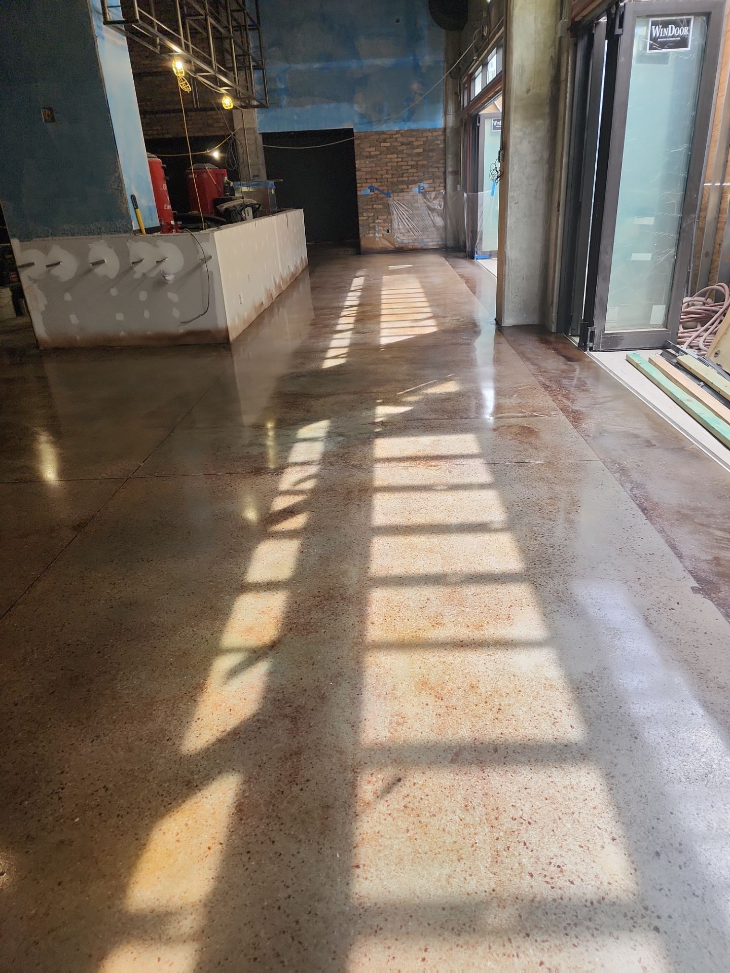 Tulio's Restaurant by Seamless Surfaces