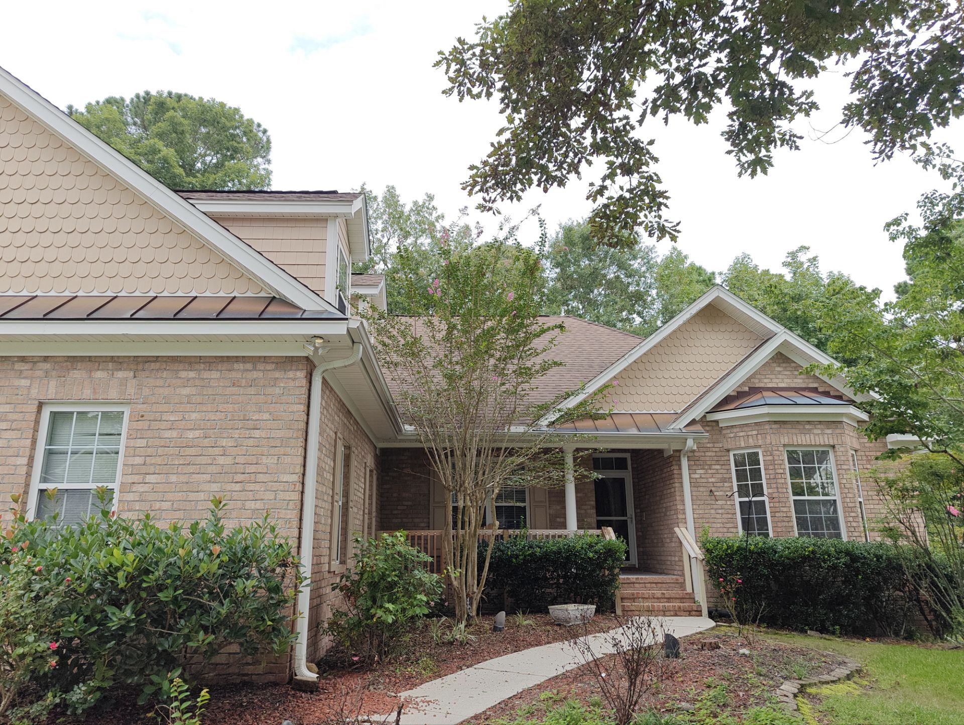 Grandiflora by Breeze Roofing Inc