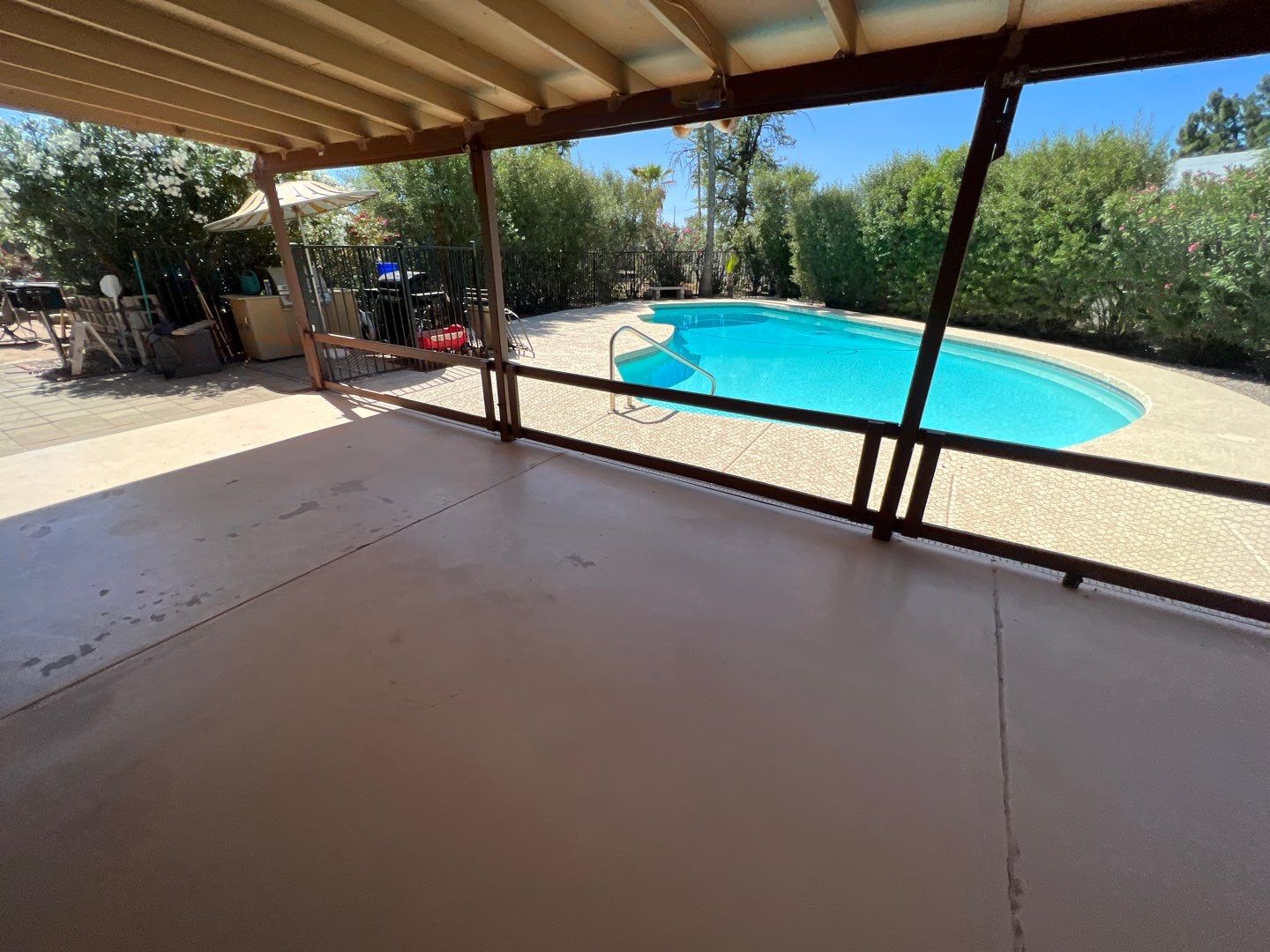 Concrete Coating using Resinwerks by Crash of Rhinos Painting & Garage Floors
